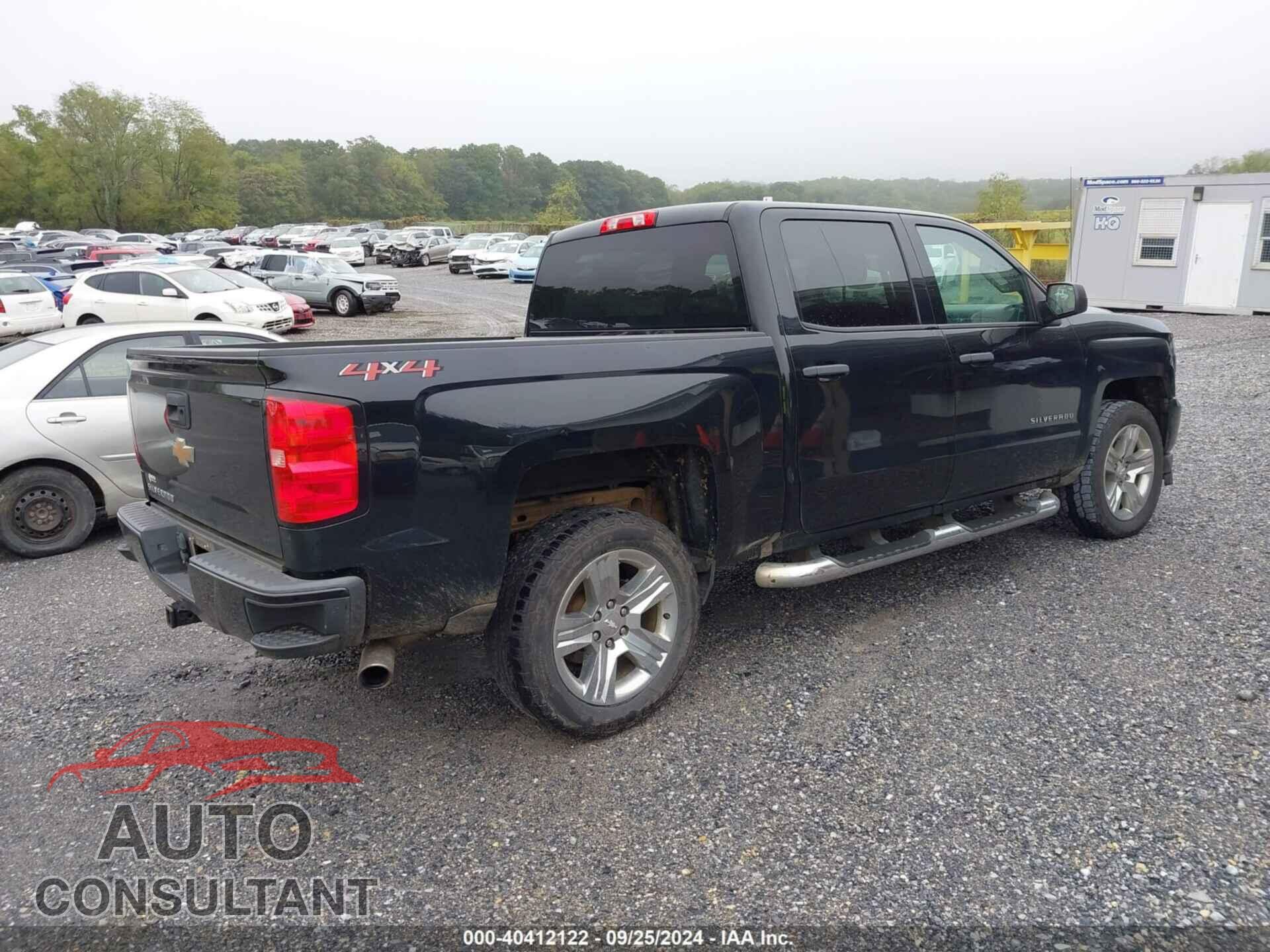 CHEVROLET SILVERADO 1500 2018 - 3GCUKPEC2JG148607