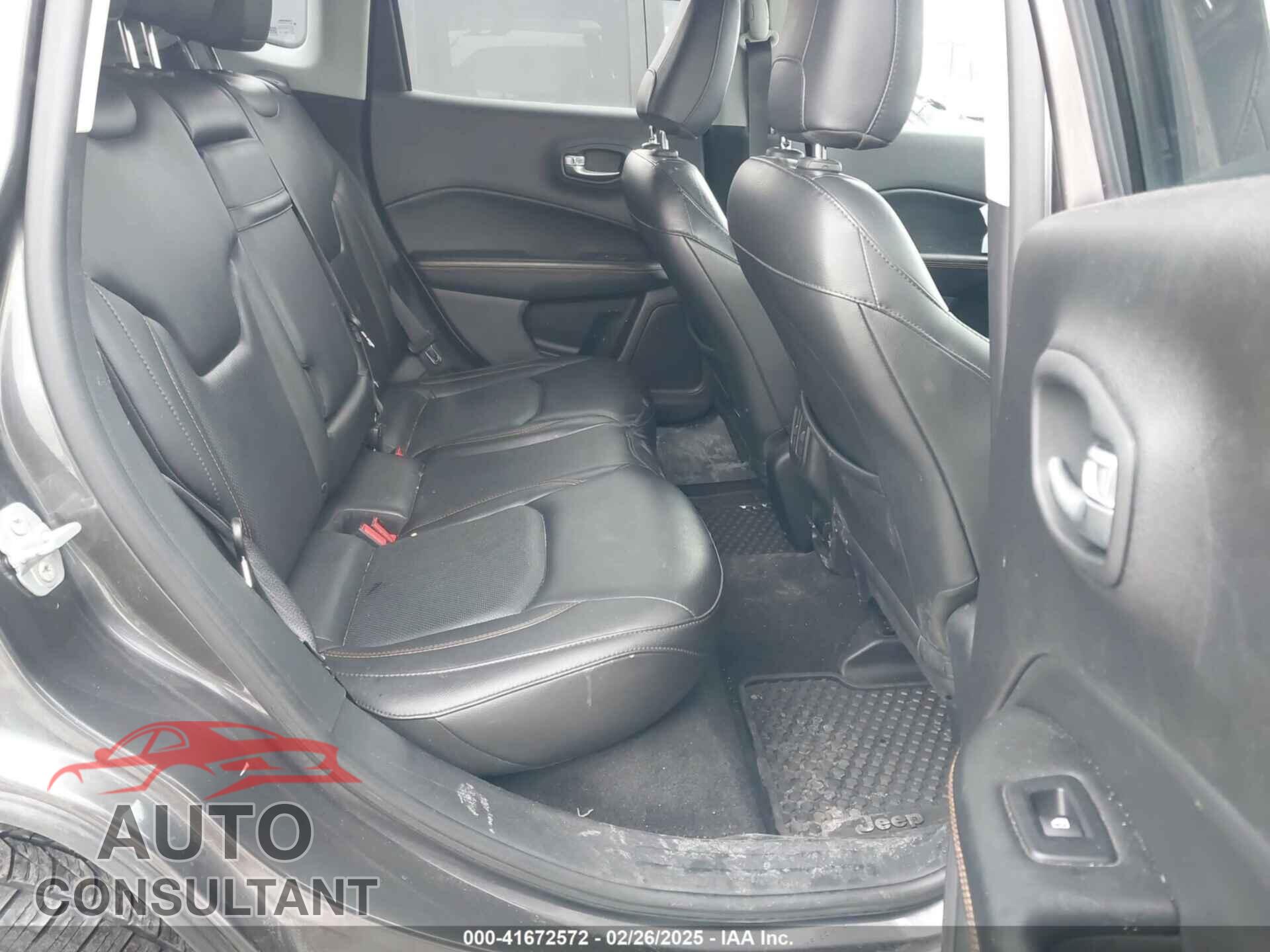 JEEP COMPASS 2018 - 3C4NJDCB4JT206143