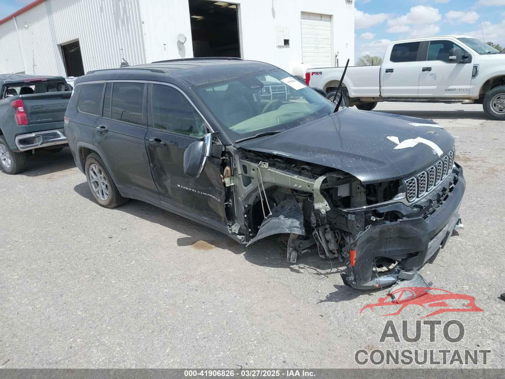 JEEP GRAND CHEROKEE L 2023 - 1C4RJJBG4P8843652