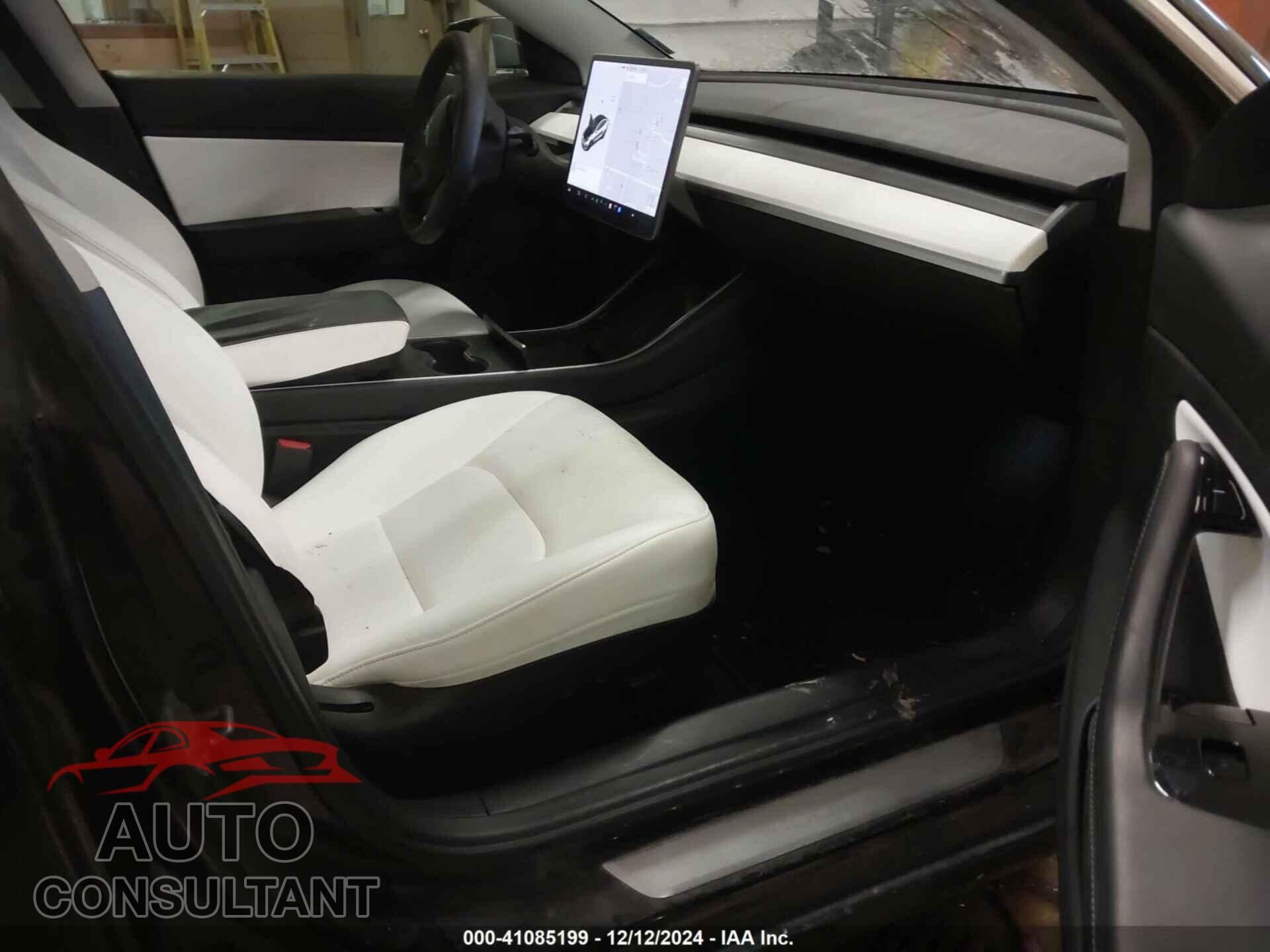 TESLA MODEL 3 2020 - 5YJ3E1EB5LF600985