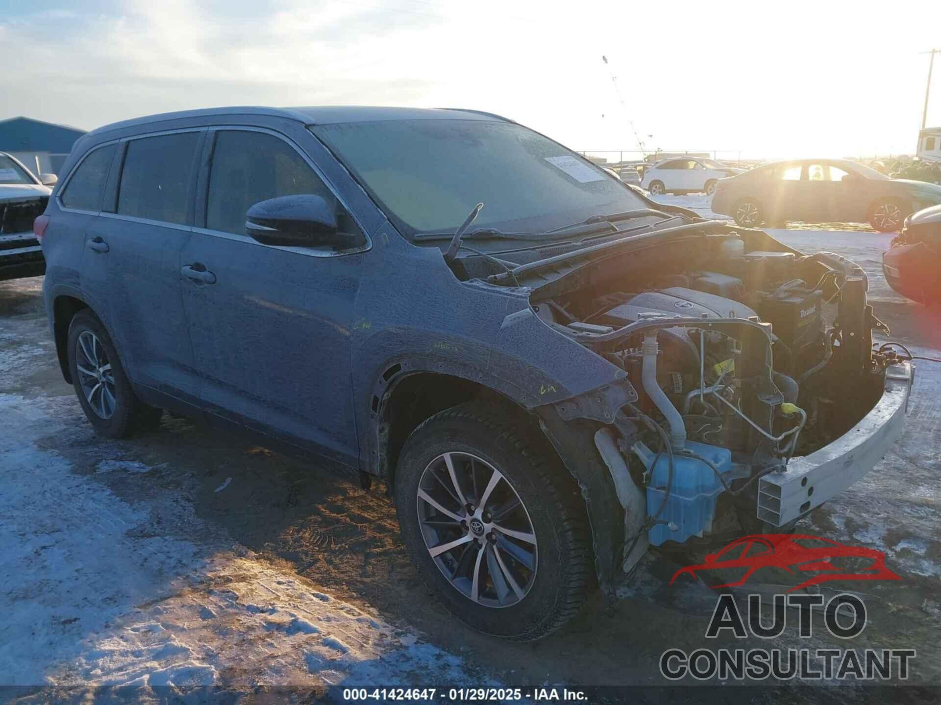 TOYOTA HIGHLANDER 2019 - 5TDJZRFH2KS925973