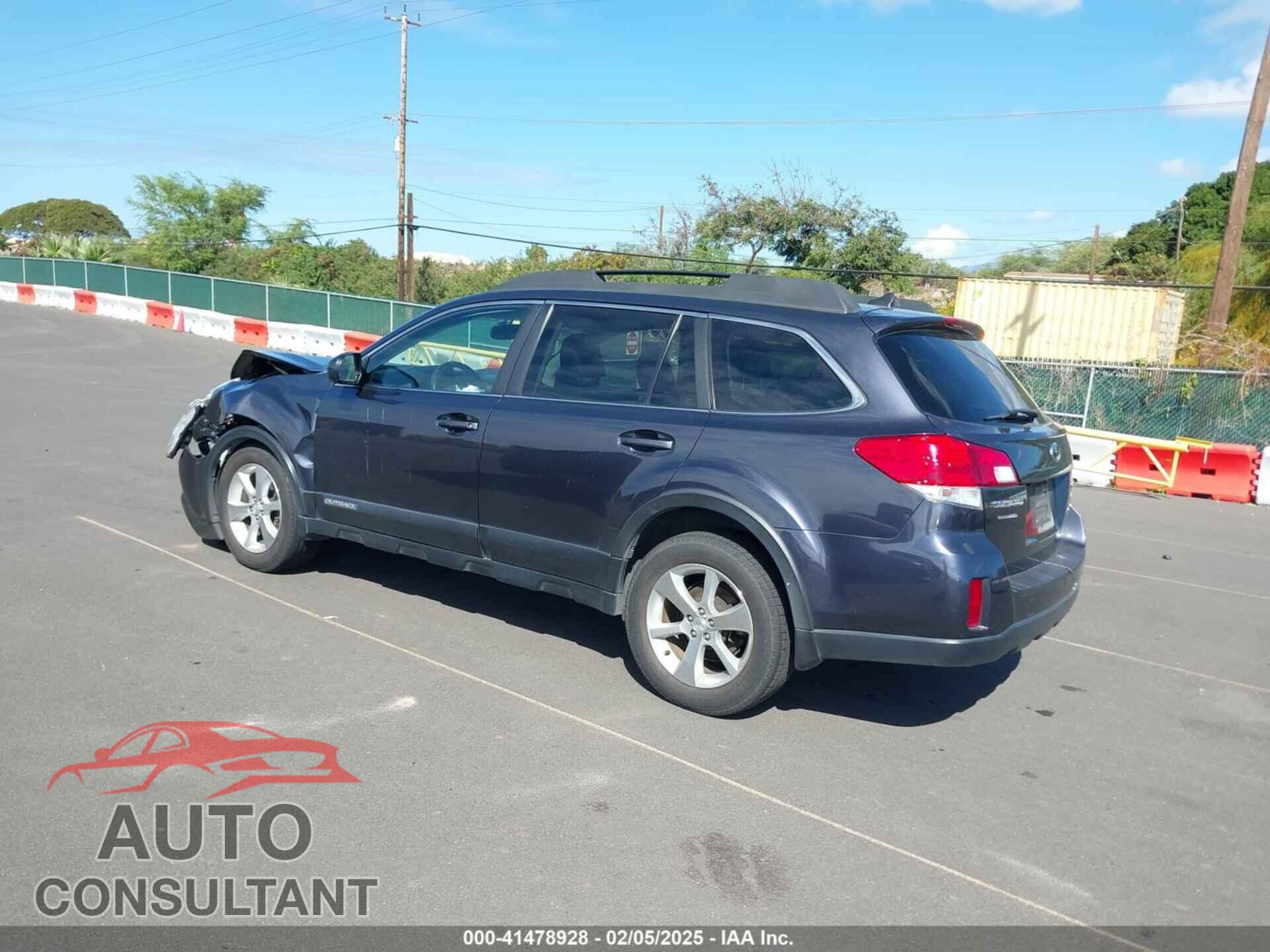 SUBARU OUTBACK 2013 - 4S4BRBKC8D3220455