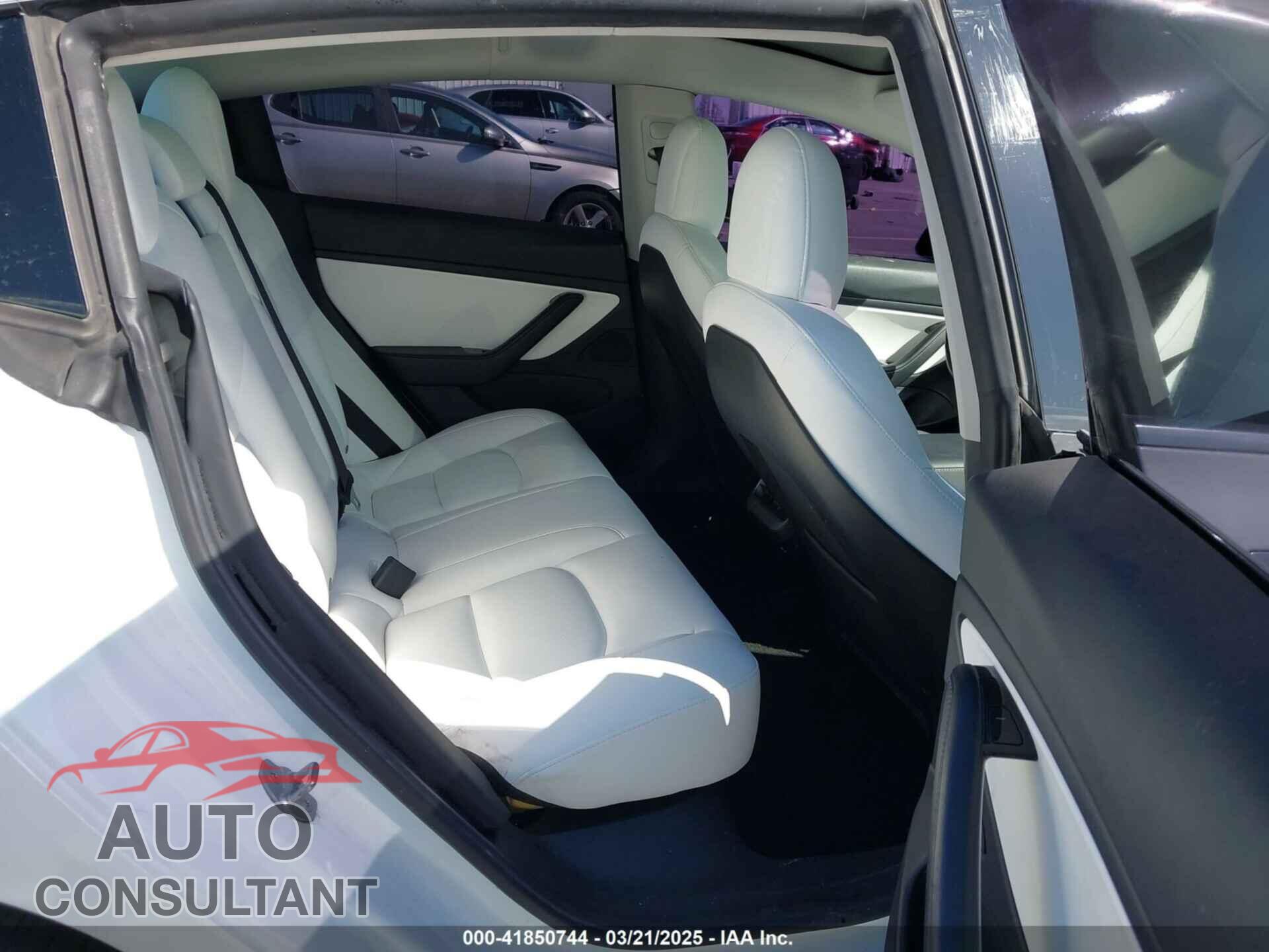 TESLA MODEL 3 2020 - 5YJ3E1EA4LF805205