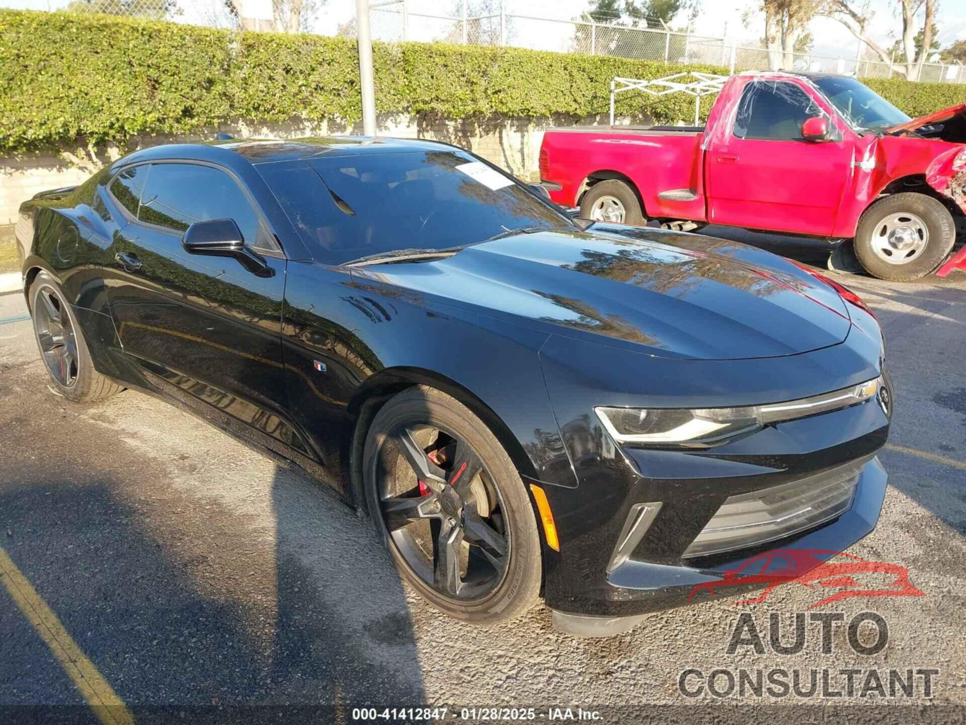 CHEVROLET CAMARO 2017 - 1G1FD1RS8H0143209