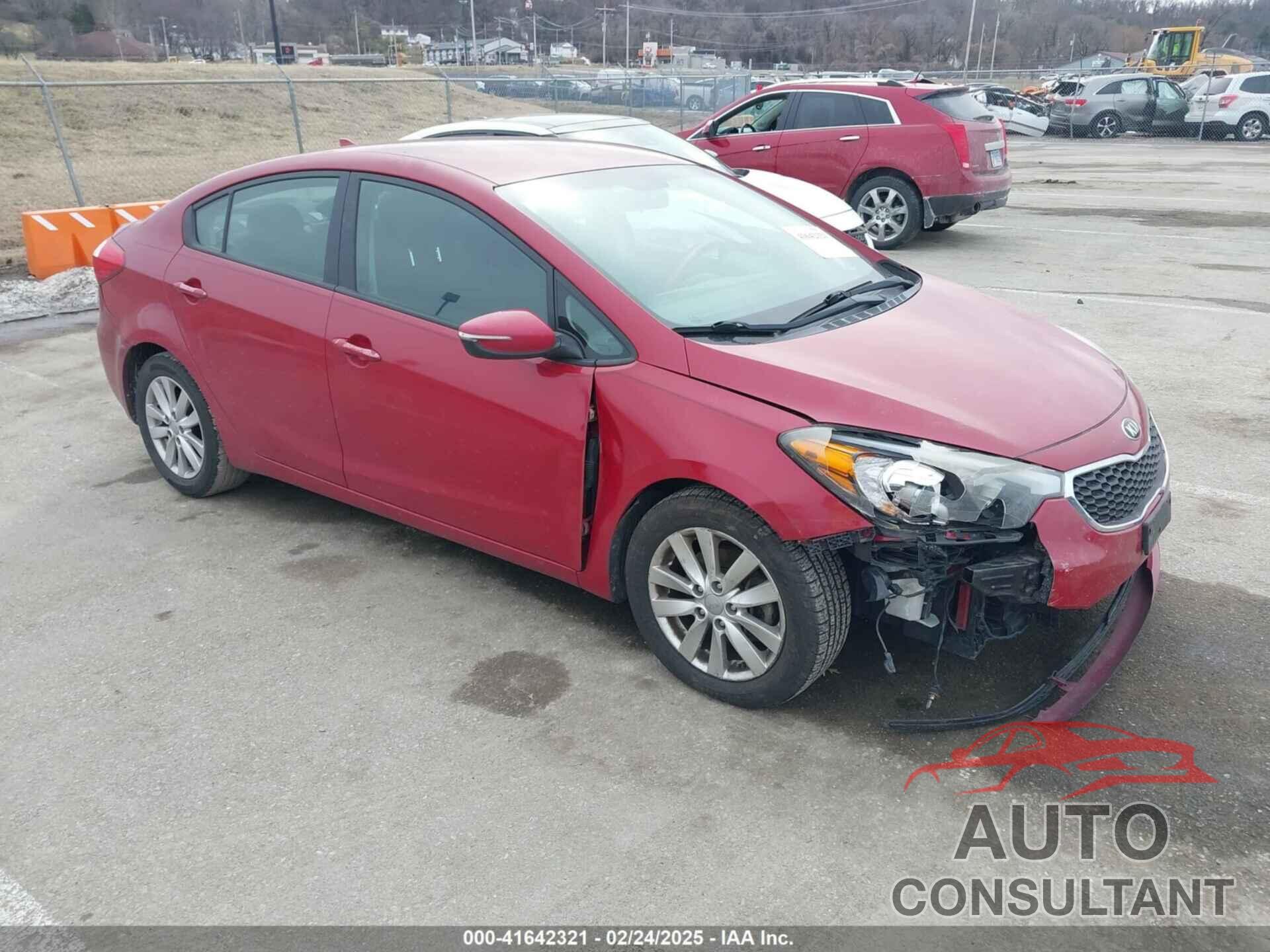 KIA FORTE 2016 - KNAFX4A6XG5454041