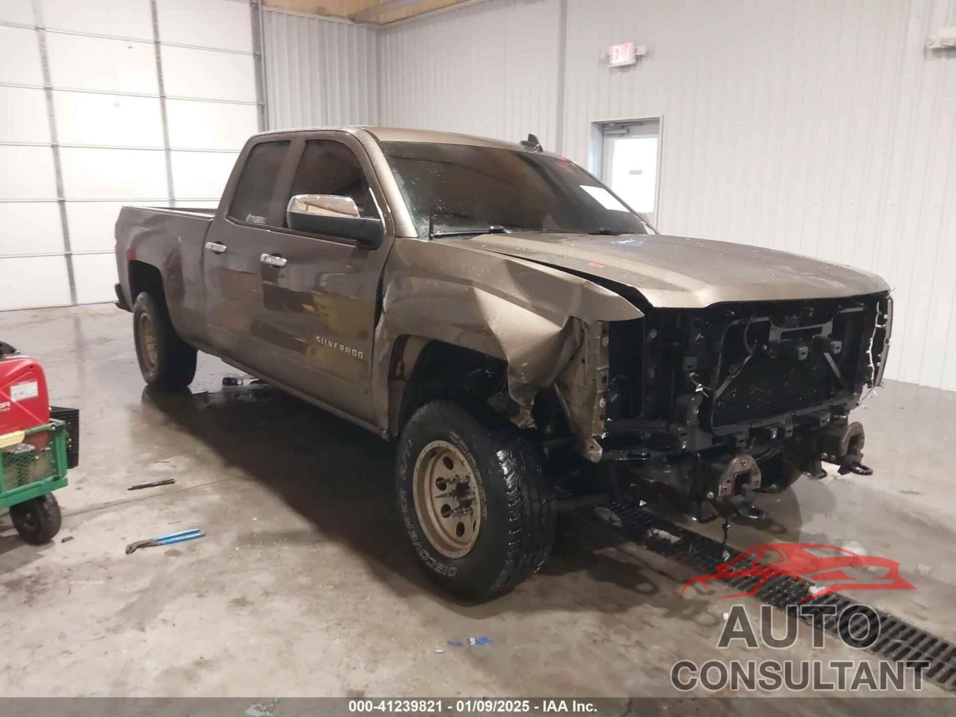 CHEVROLET SILVERADO 1500 2015 - 1GCVKREC8FZ192697