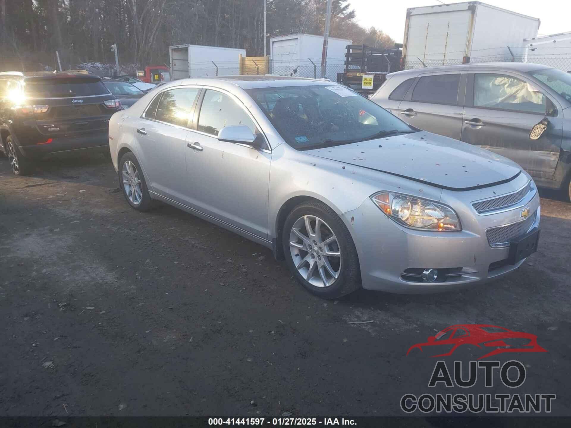 CHEVROLET MALIBU 2011 - 1G1ZE5E17BF191352