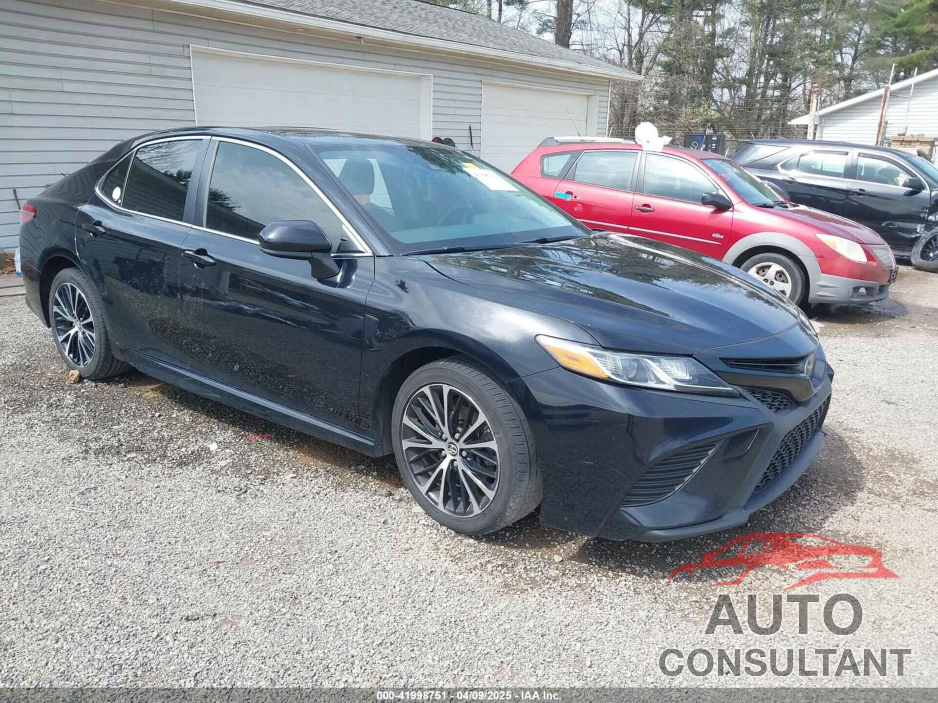 TOYOTA CAMRY 2018 - JTNB11HK9J3006490