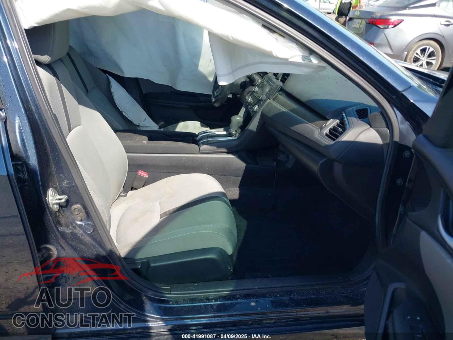 HONDA CIVIC 2019 - 19XFC2F63KE213933
