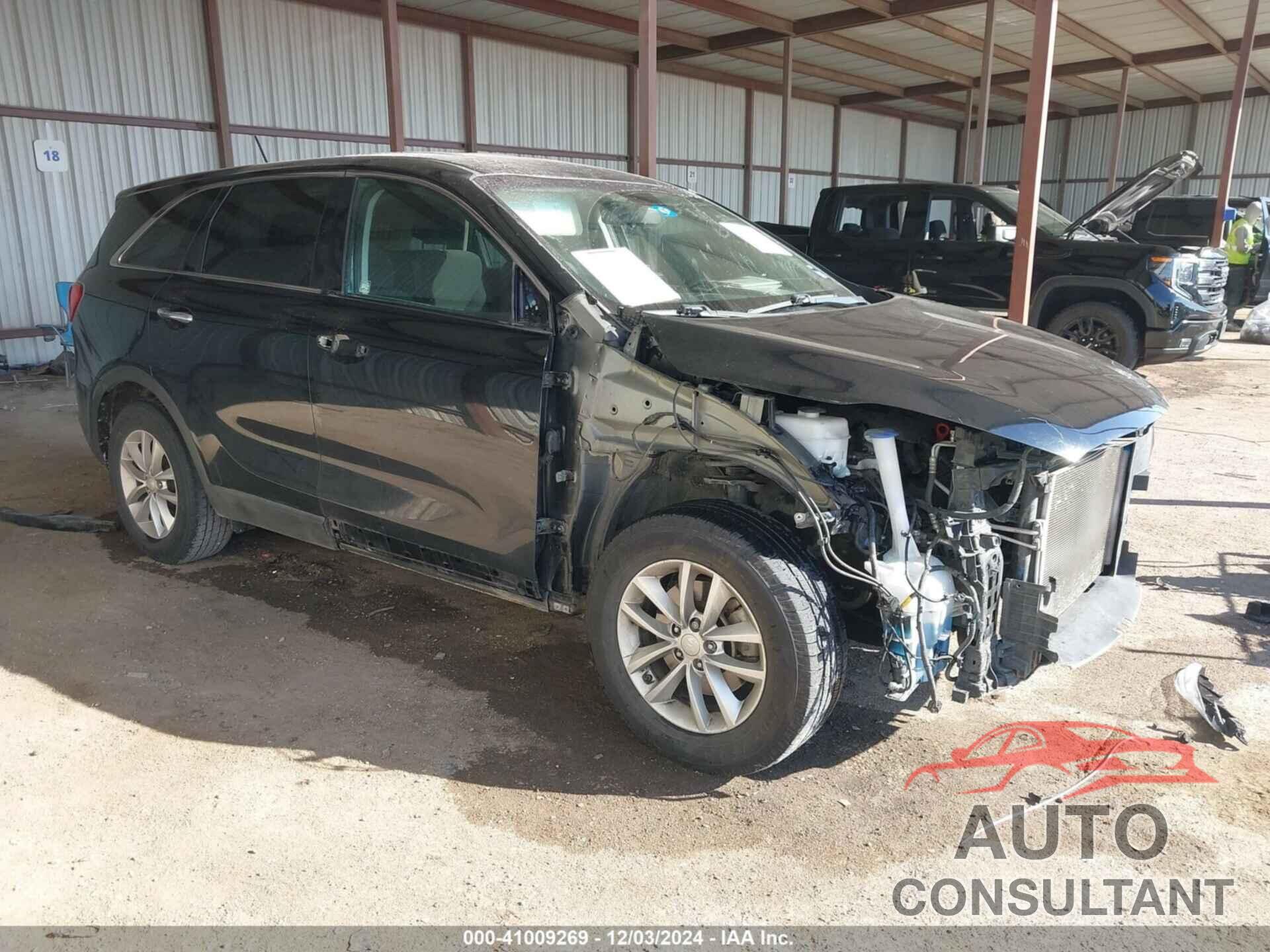 KIA SORENTO 2018 - 5XYPG4A36JG400649