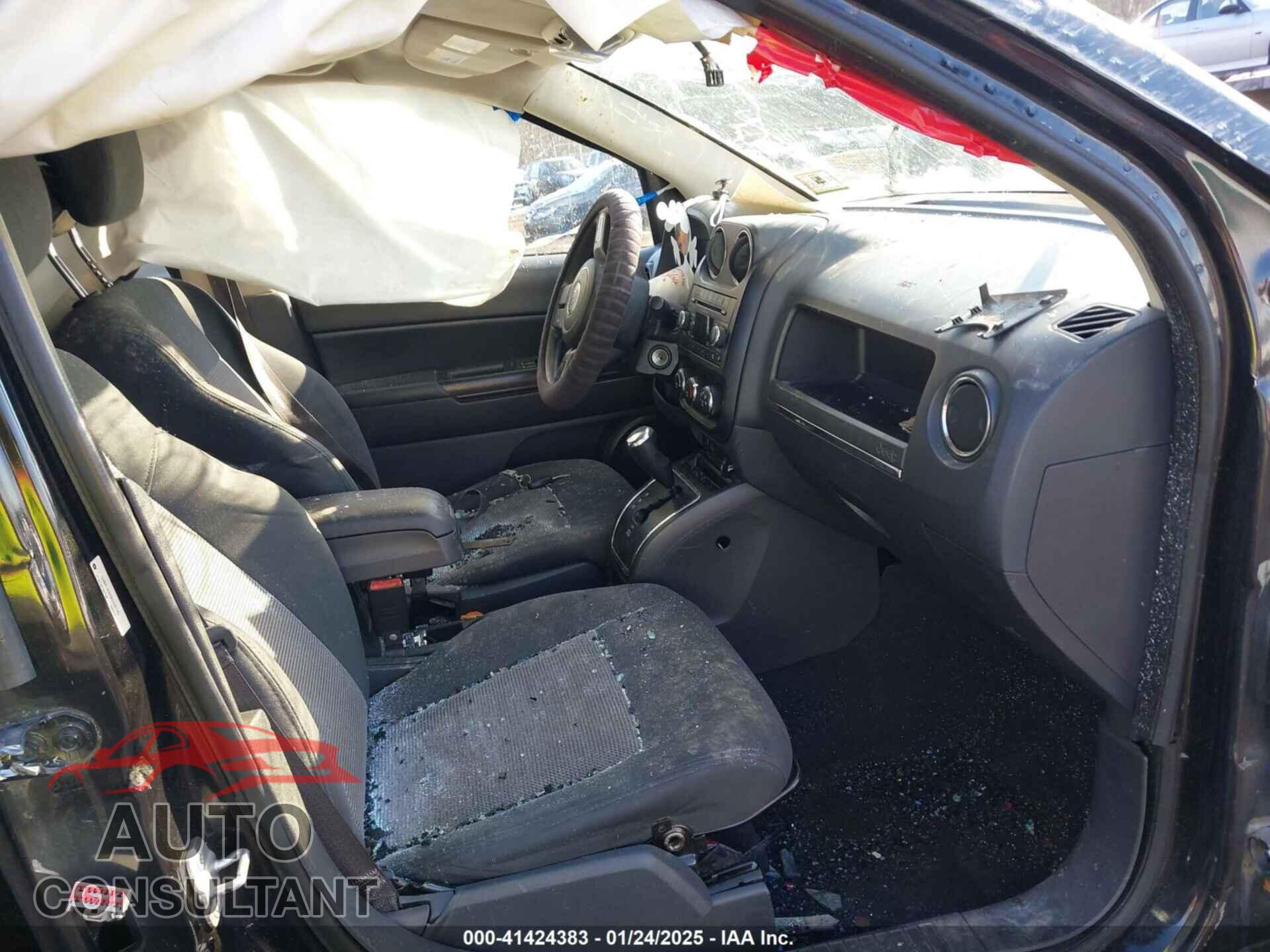 JEEP COMPASS 2011 - 1J4NF1FB2BD226145