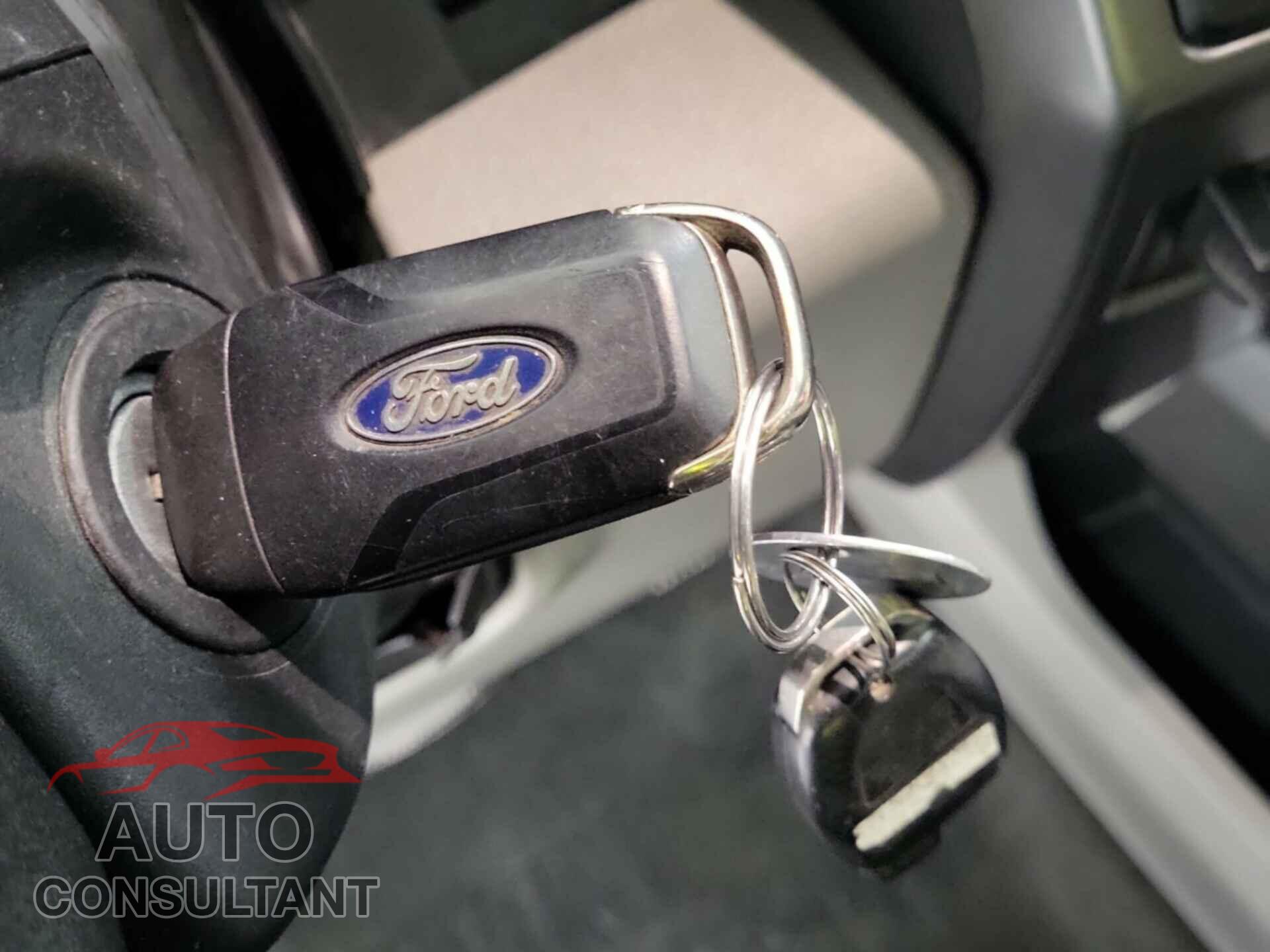 FORD F-250 2017 - 1FT7W2BT7HEF38077