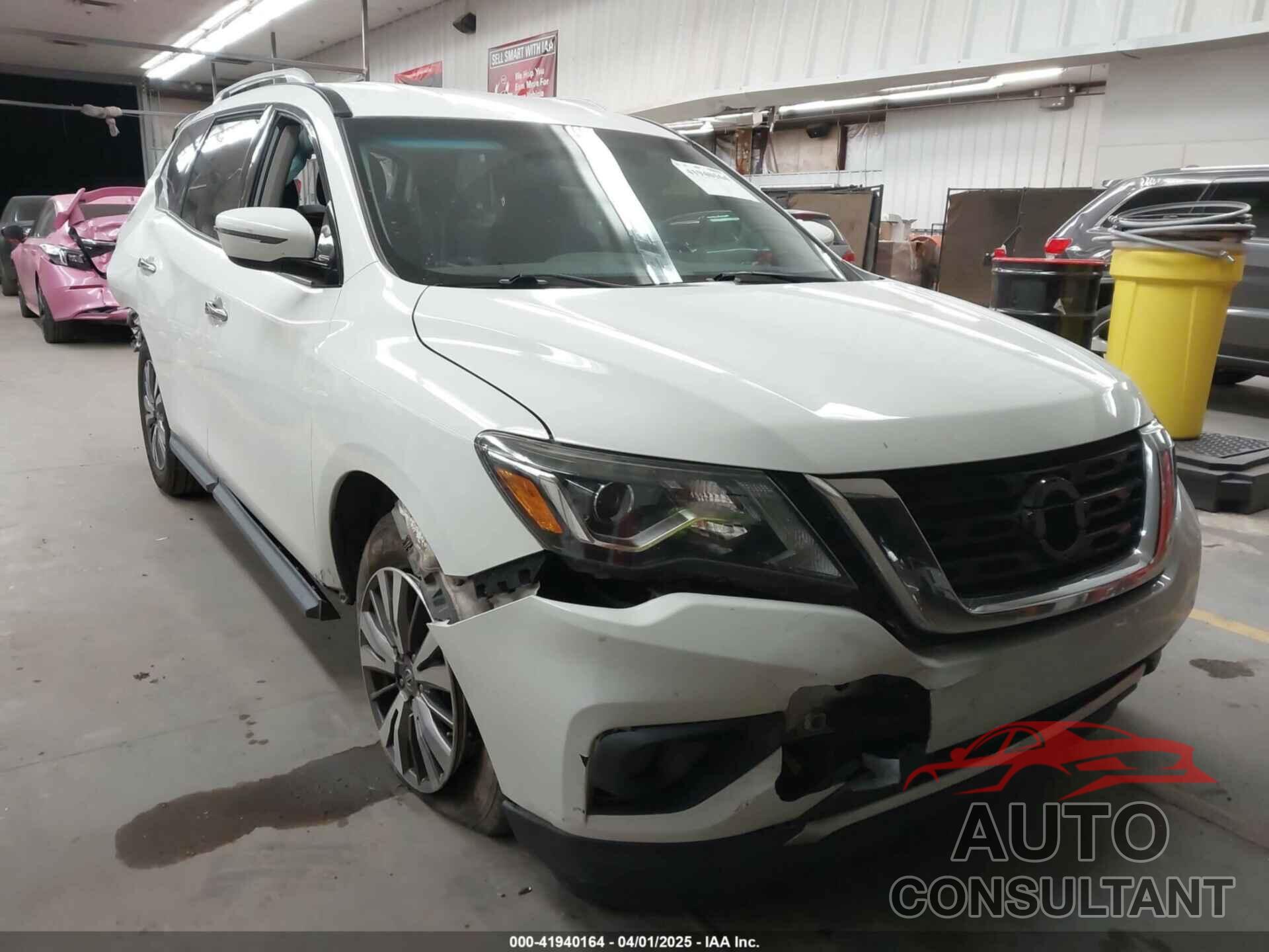 NISSAN PATHFINDER 2019 - 5N1DR2MN4KC597241