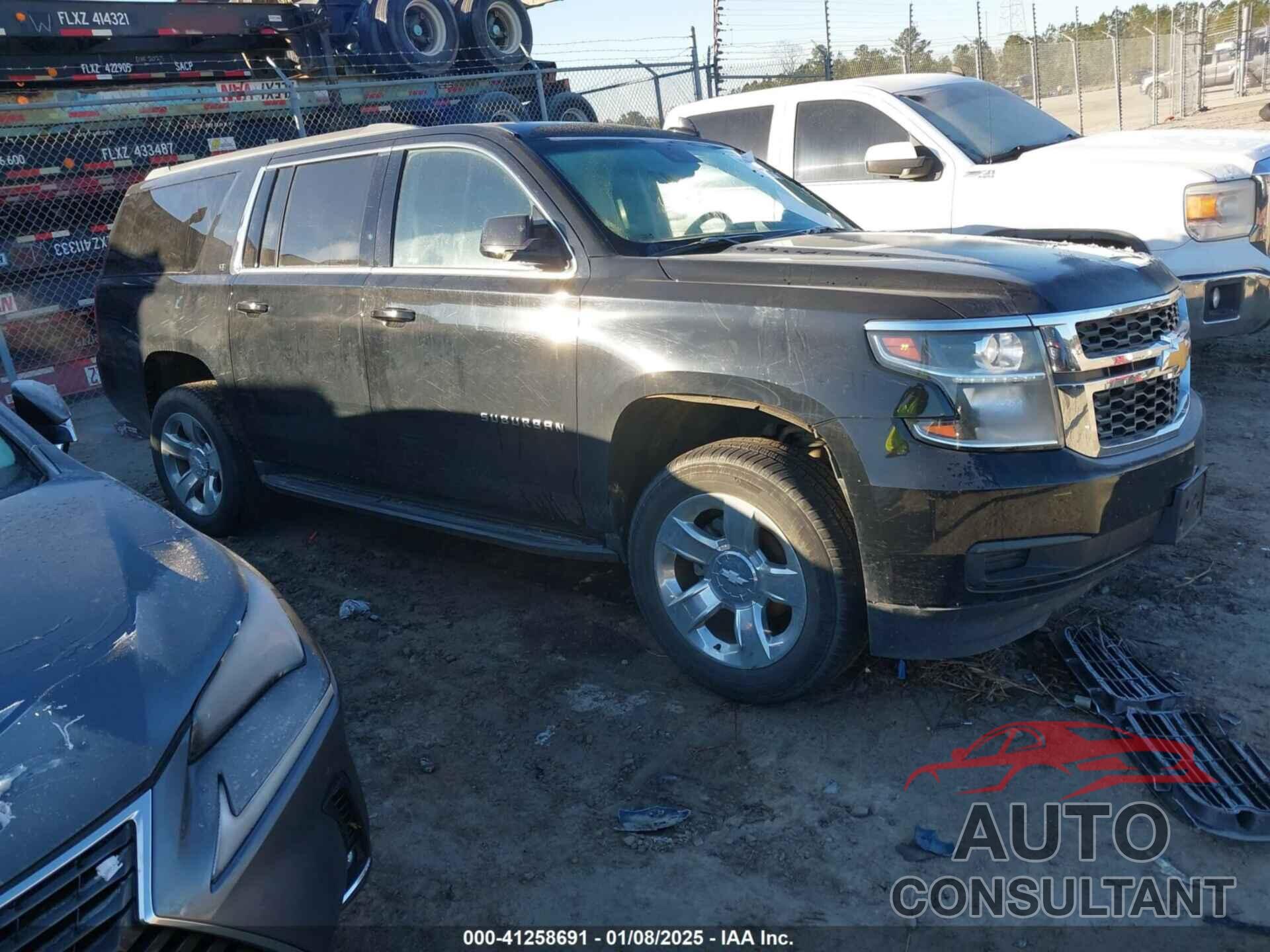 CHEVROLET SUBURBAN 2019 - 1GNSKHKC7KR163906