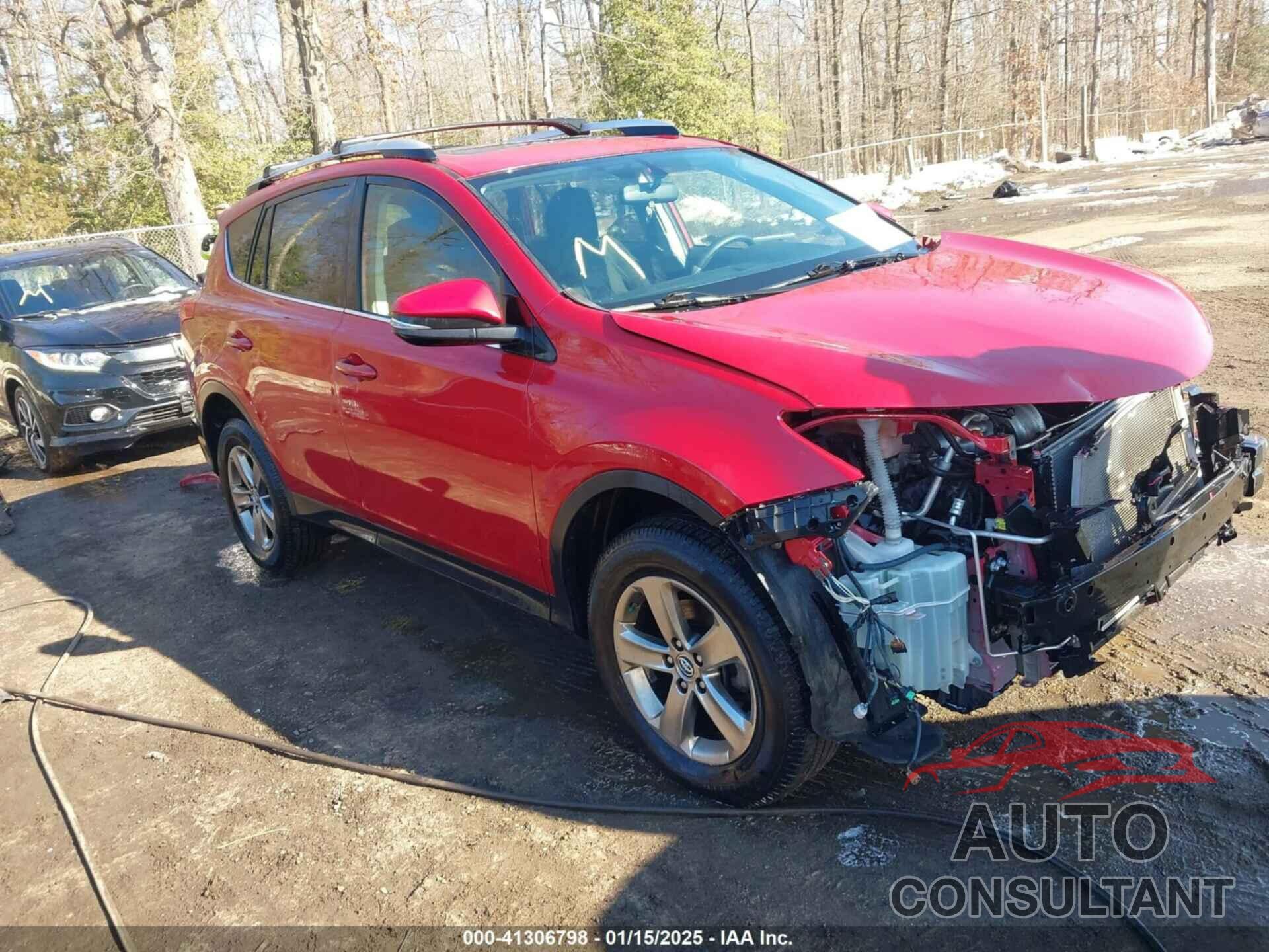 TOYOTA RAV4 2015 - JTMRFREV9FD109475