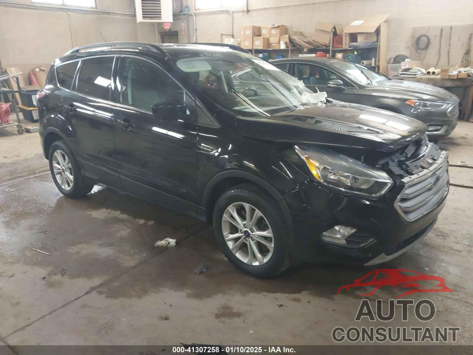 FORD ESCAPE 2018 - 1FMCU9GD6JUC58317