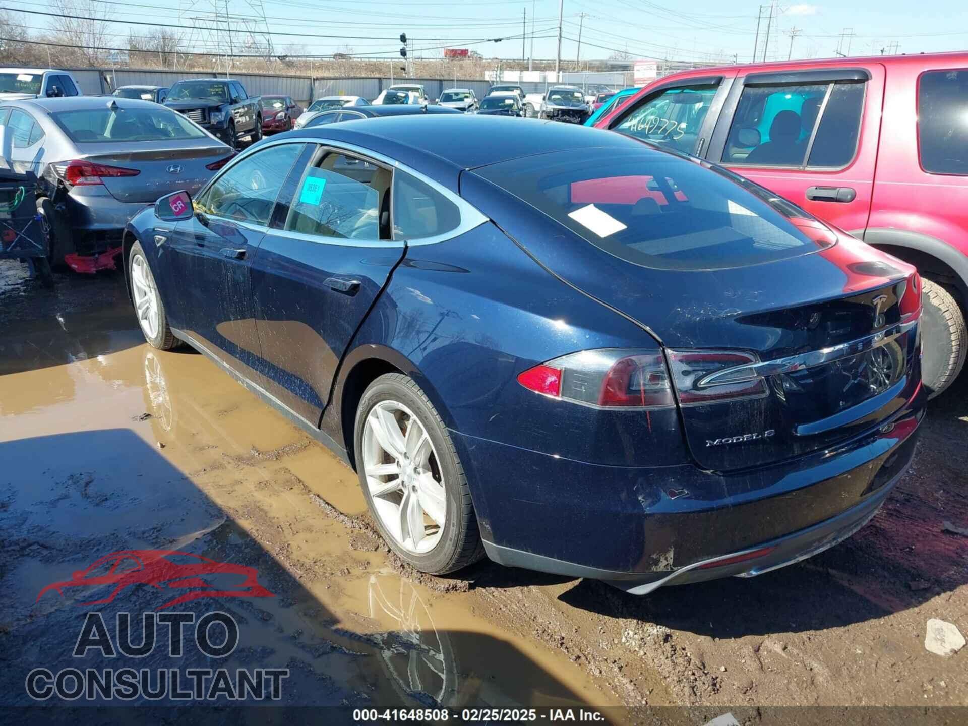 TESLA MODEL S 2013 - 5YJSA1CG2DFP14689
