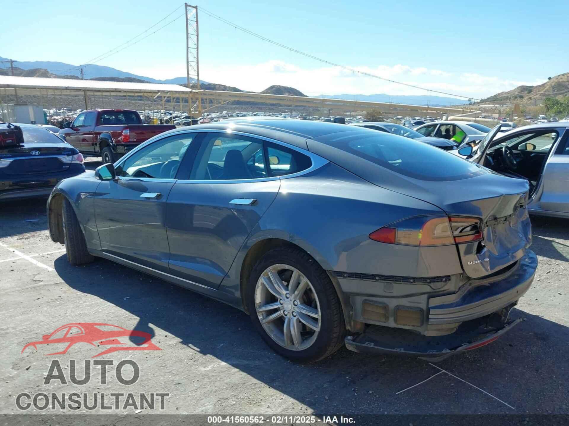 TESLA MODEL S 2013 - 5YJSA1CNXDFP24773