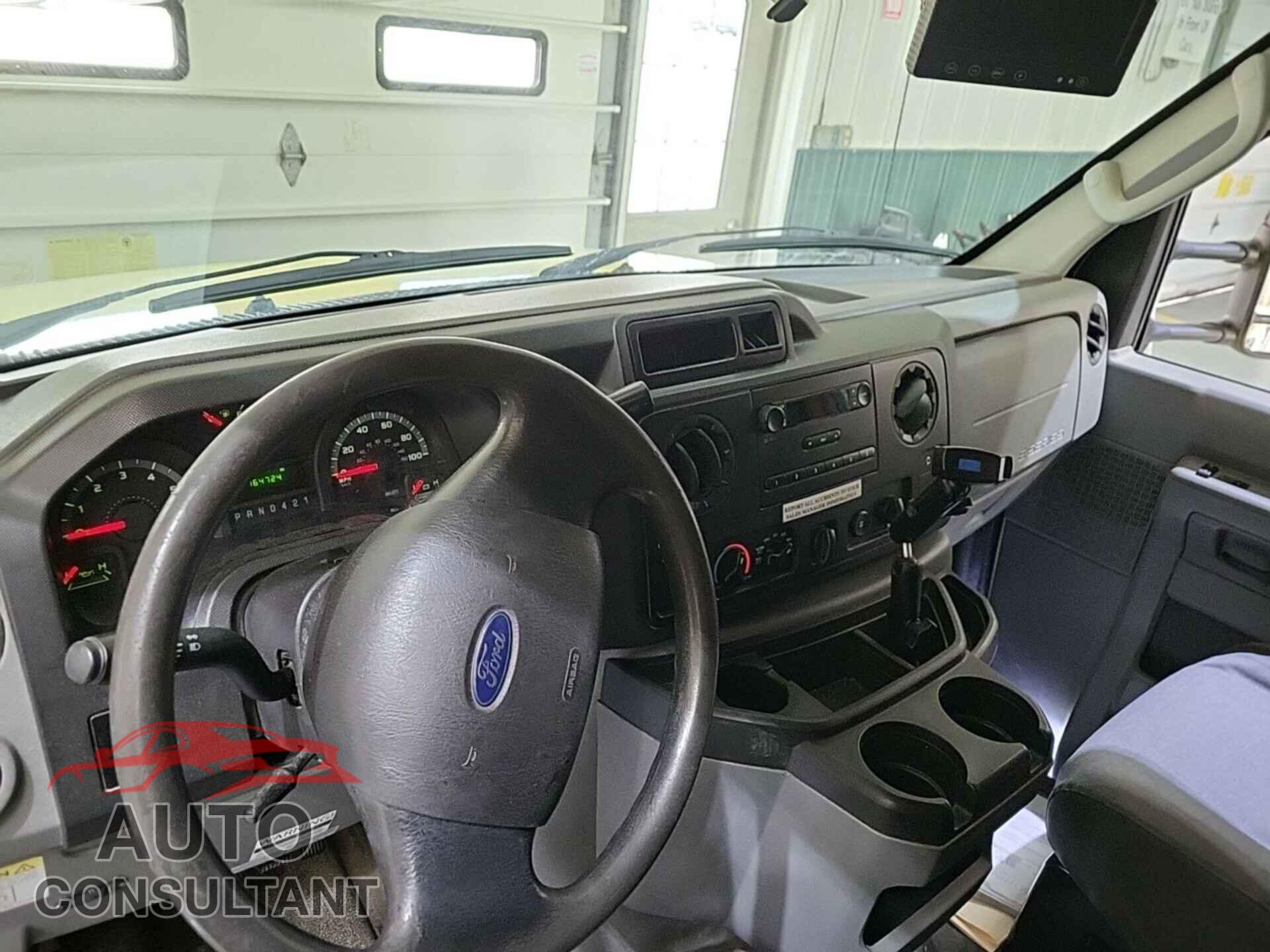 FORD E-450 CUTAWAY 2018 - 1FDXE4FS1JDC18924