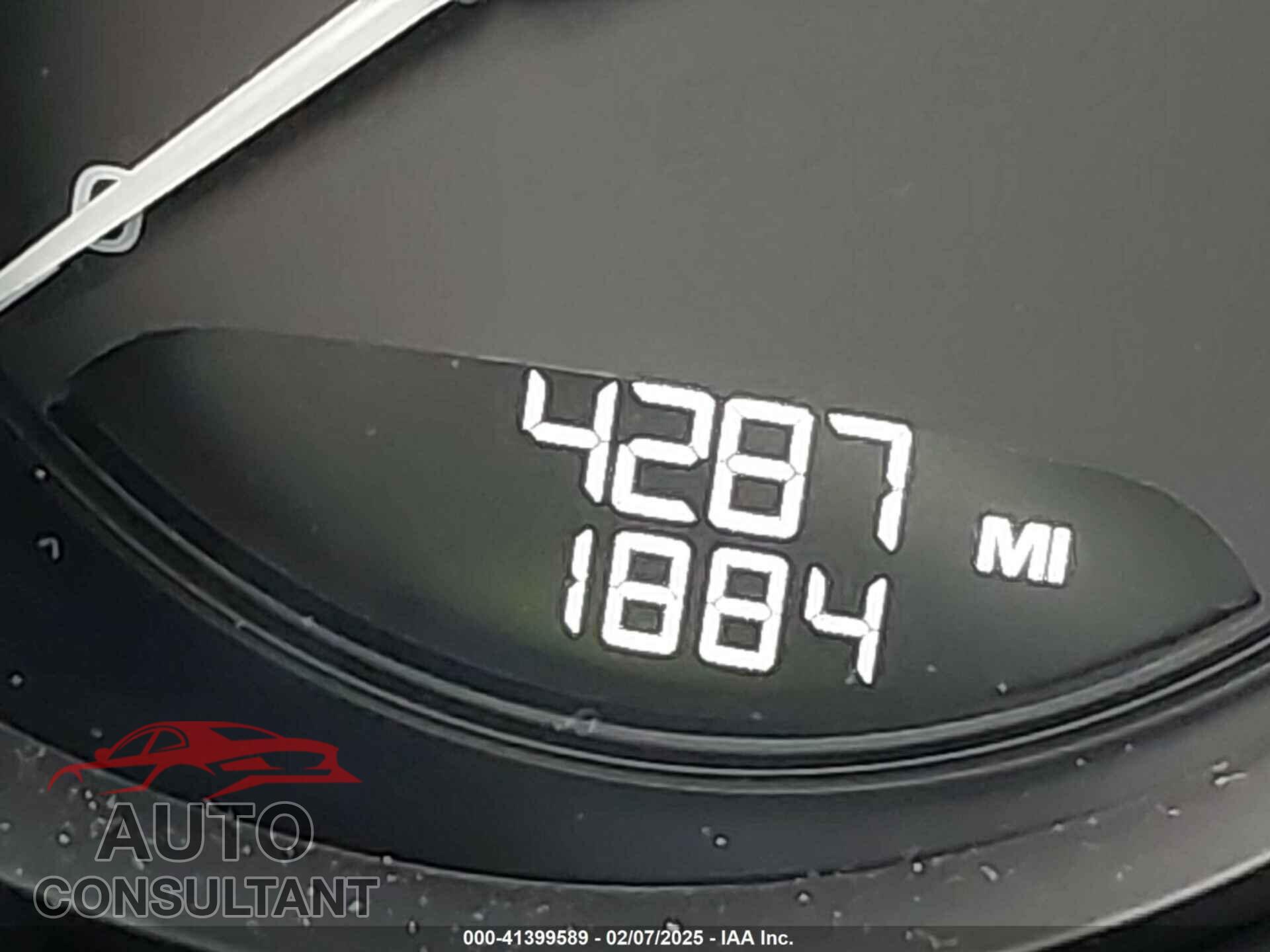 PORSCHE MACAN 2023 - WP1AA2A5XPLB06079
