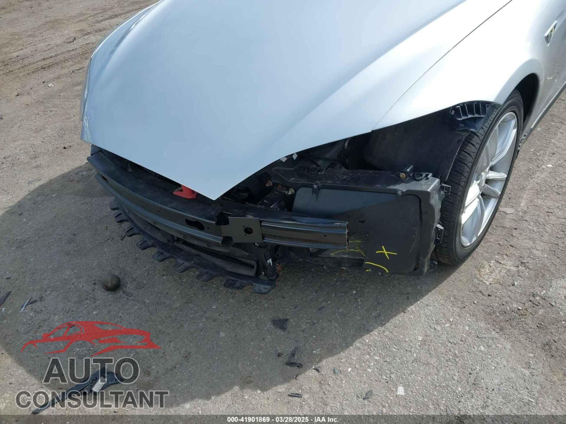 TESLA MODEL S 2015 - 5YJSA1H2XFFP74493