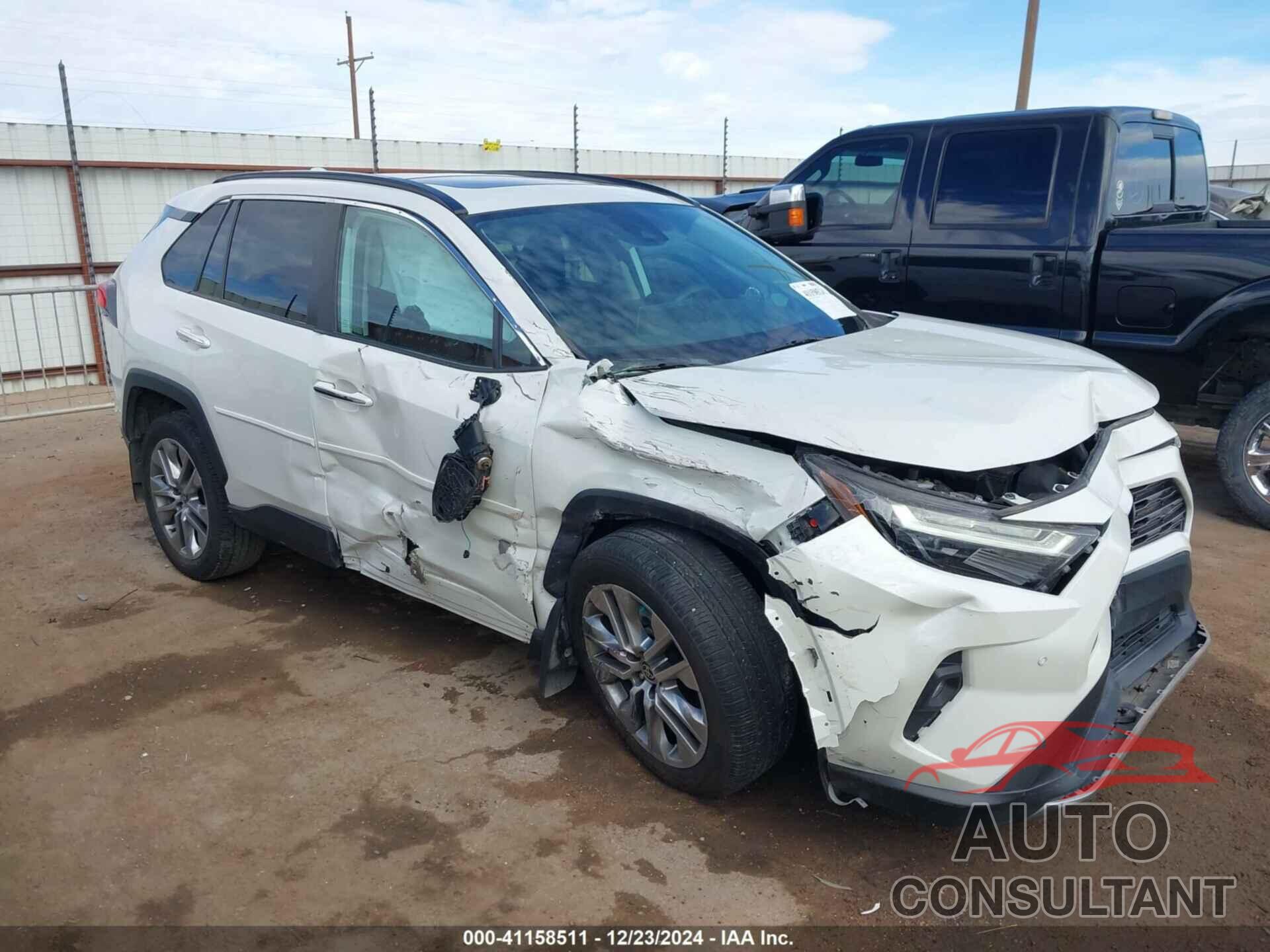 TOYOTA RAV4 2022 - 2T3Y1RFV7NW196836