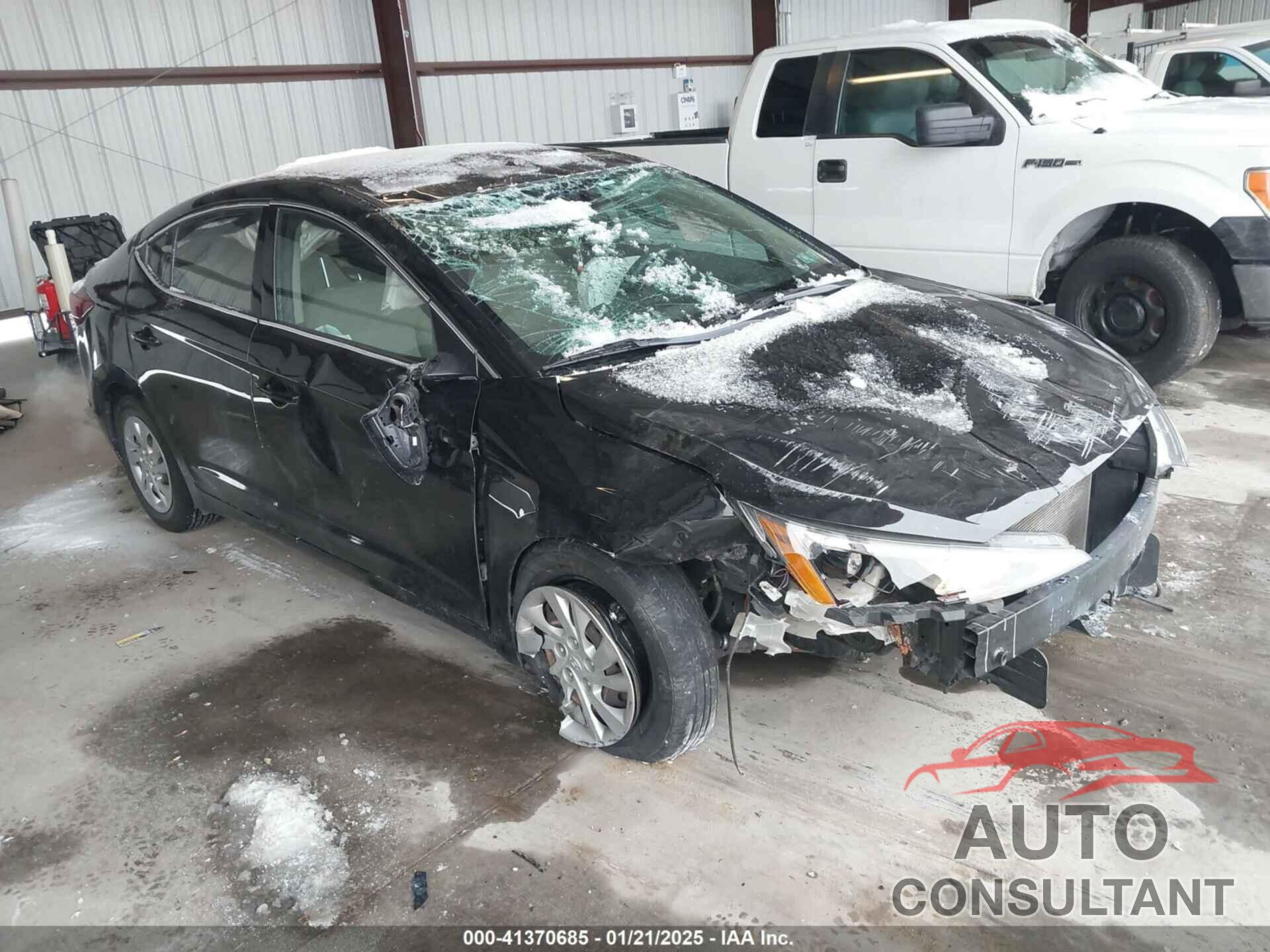 HYUNDAI ELANTRA 2020 - KMHD74LF8LU965041