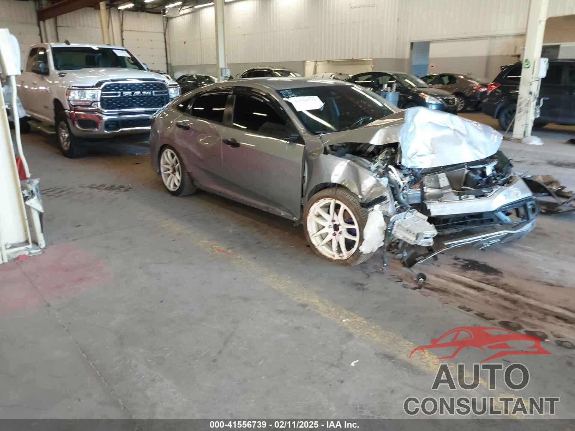 HONDA CIVIC 2019 - 2HGFC2F84KH576619