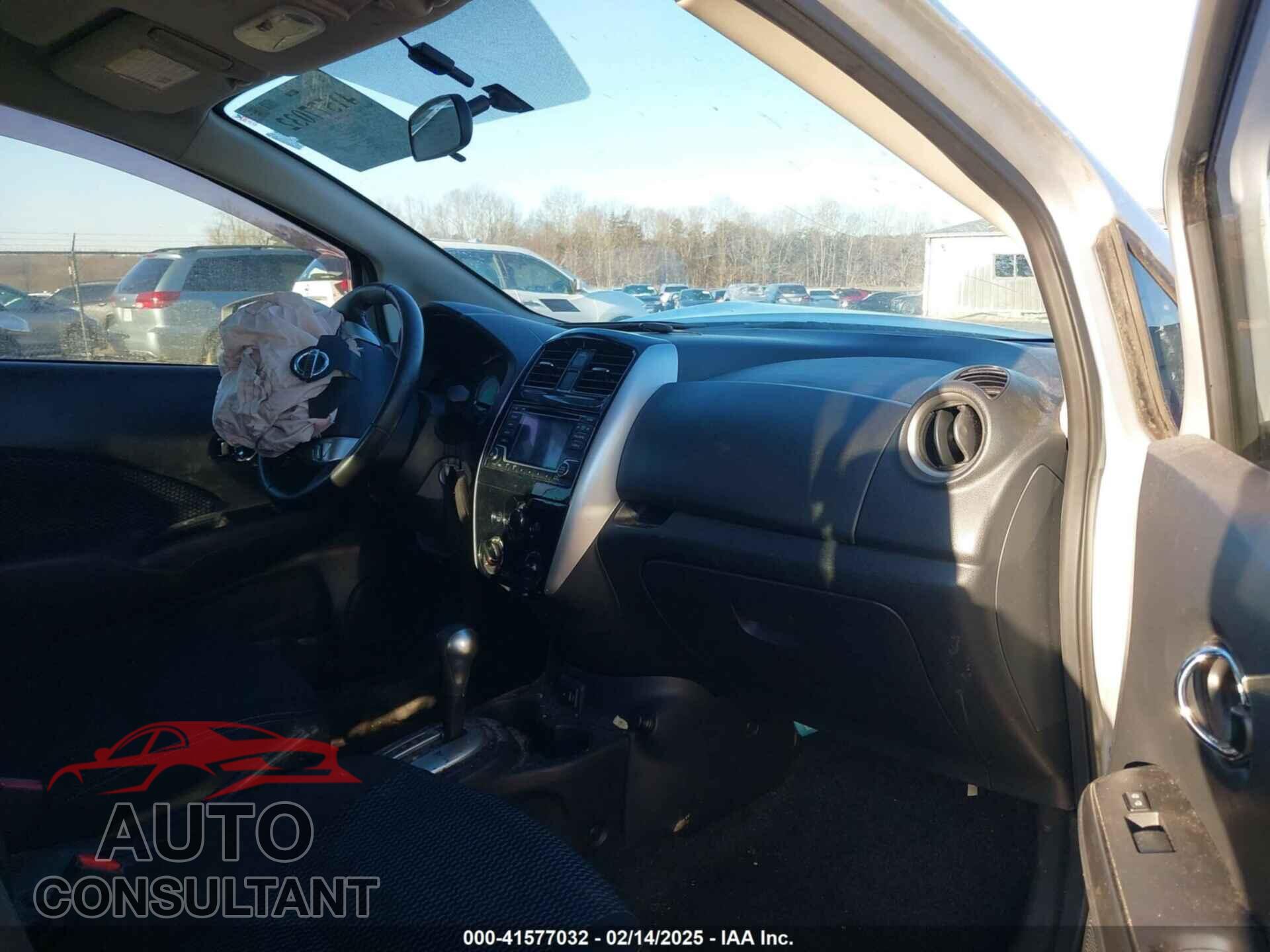 NISSAN VERSA NOTE 2017 - 3N1CE2CP5HL375340