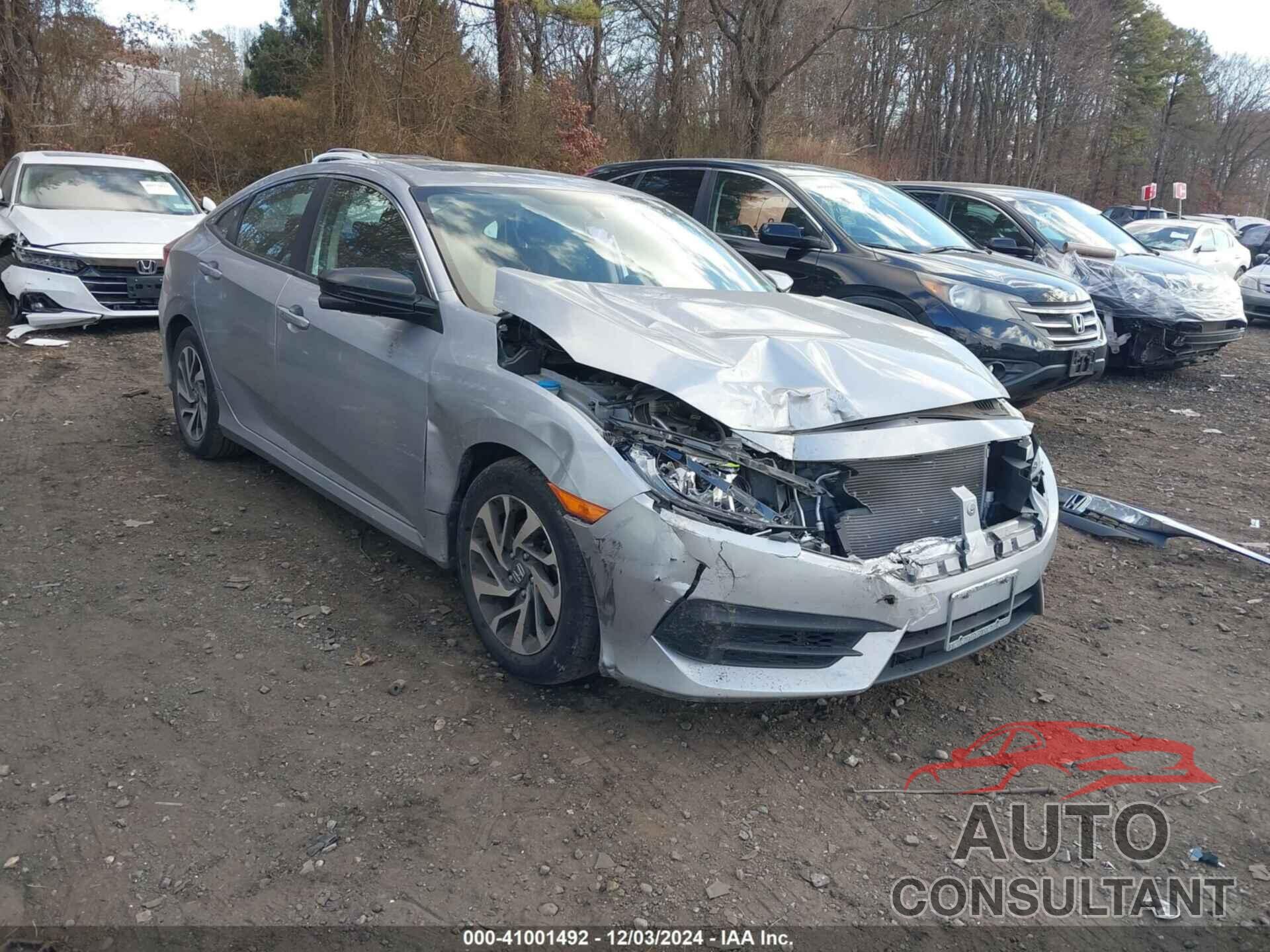 HONDA CIVIC 2018 - 2HGFC2F78JH564740