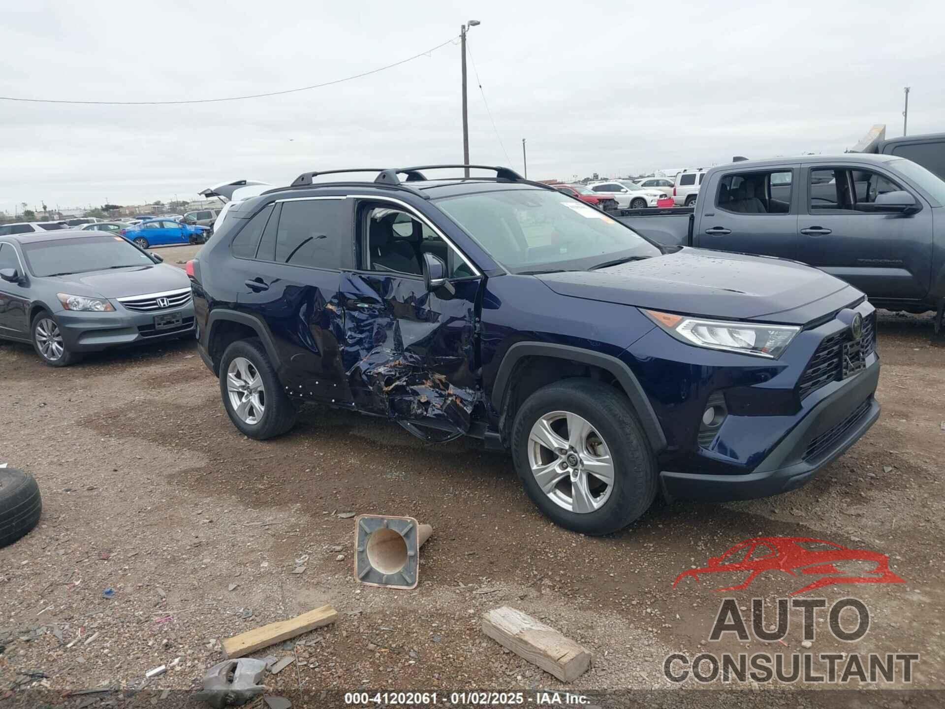 TOYOTA RAV4 2019 - 2T3W1RFV3KW041154