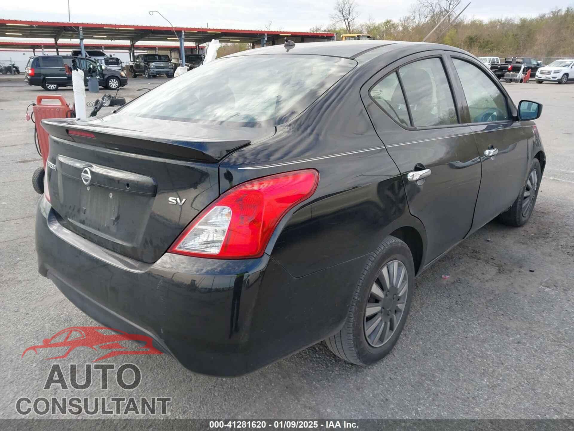 NISSAN VERSA 2017 - 3N1CN7AP7HL875161