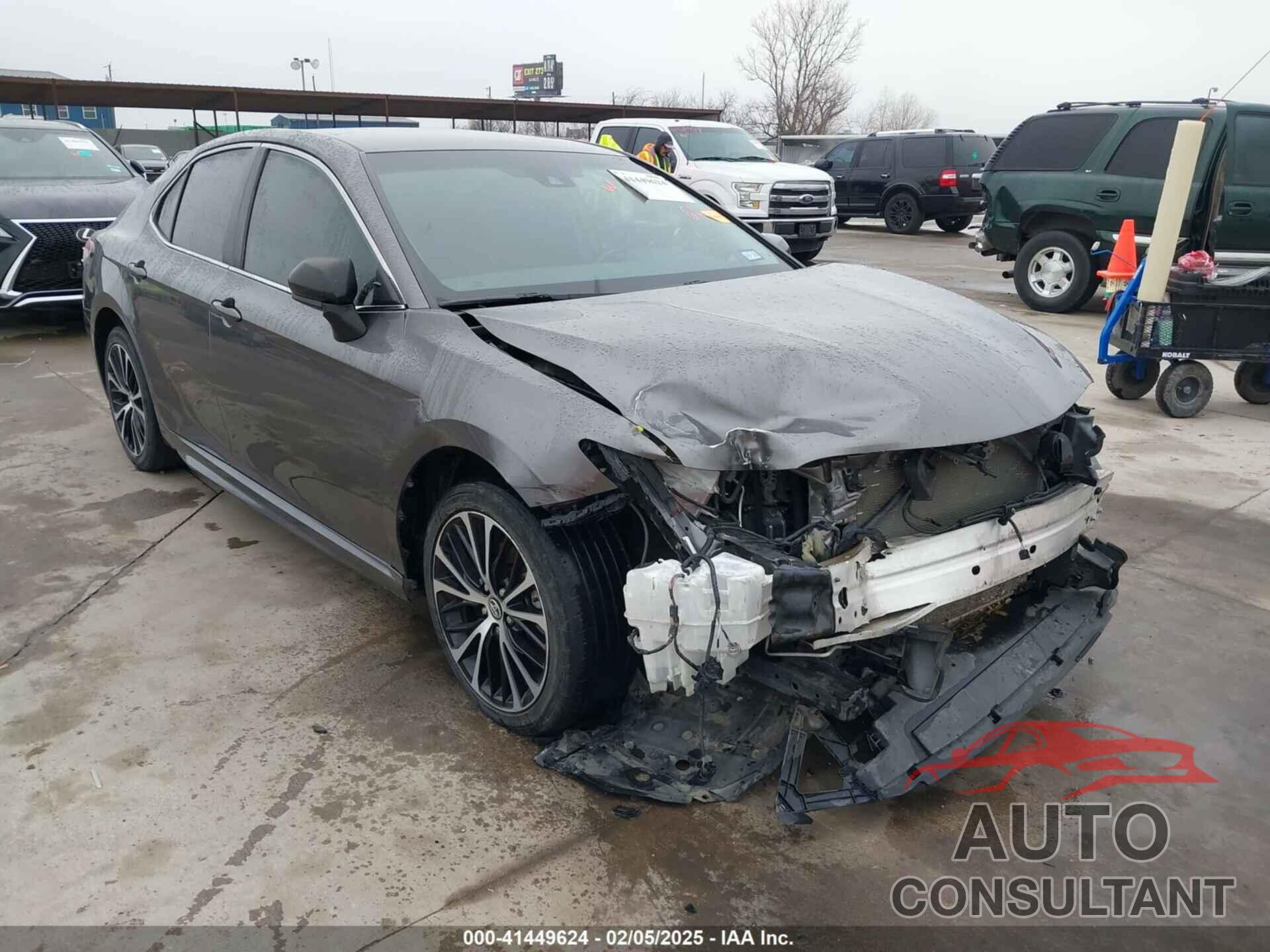 TOYOTA CAMRY 2018 - 4T1B11HKXJU148969