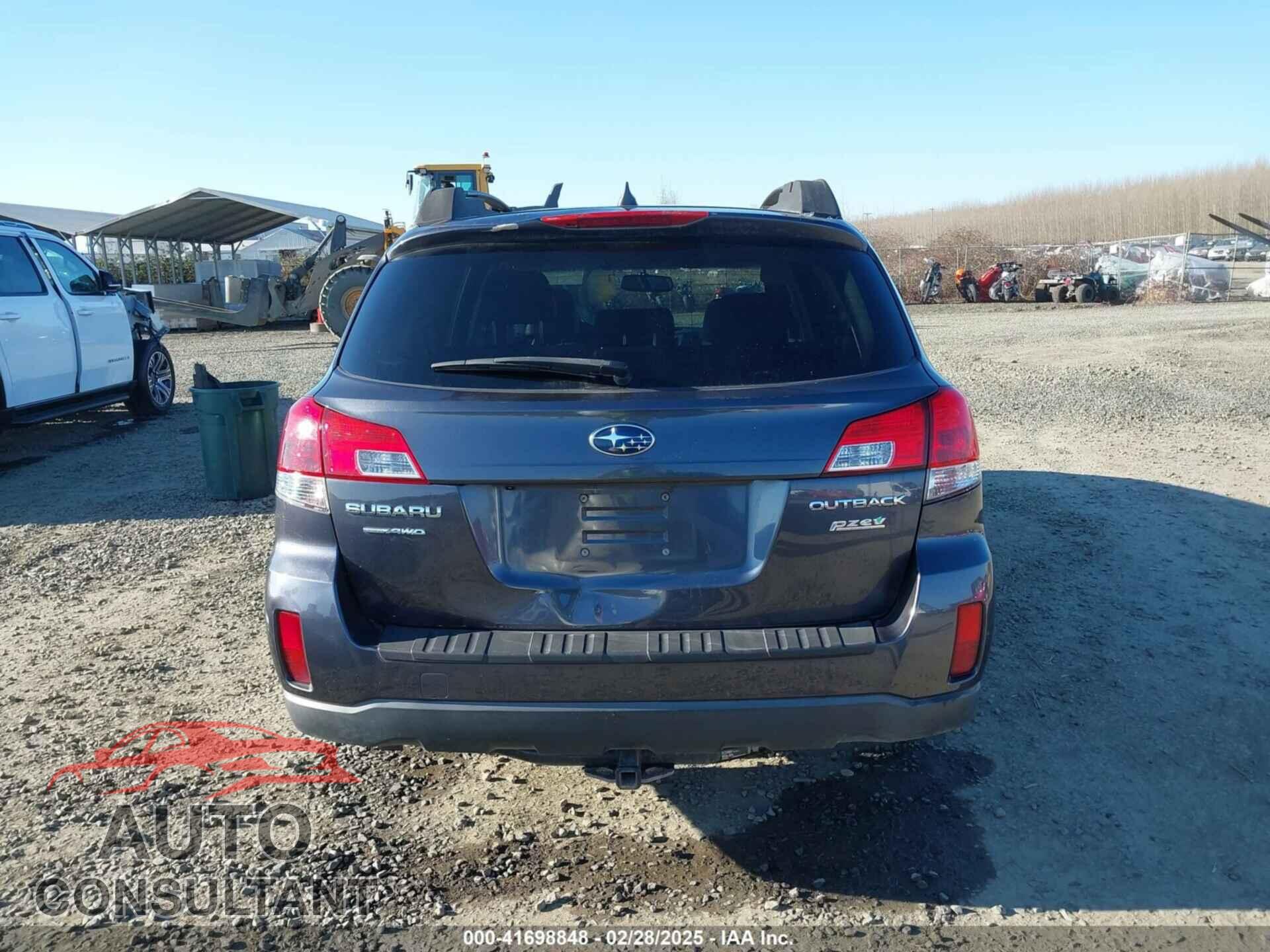 SUBARU OUTBACK 2013 - 4S4BRBKC5D3207663