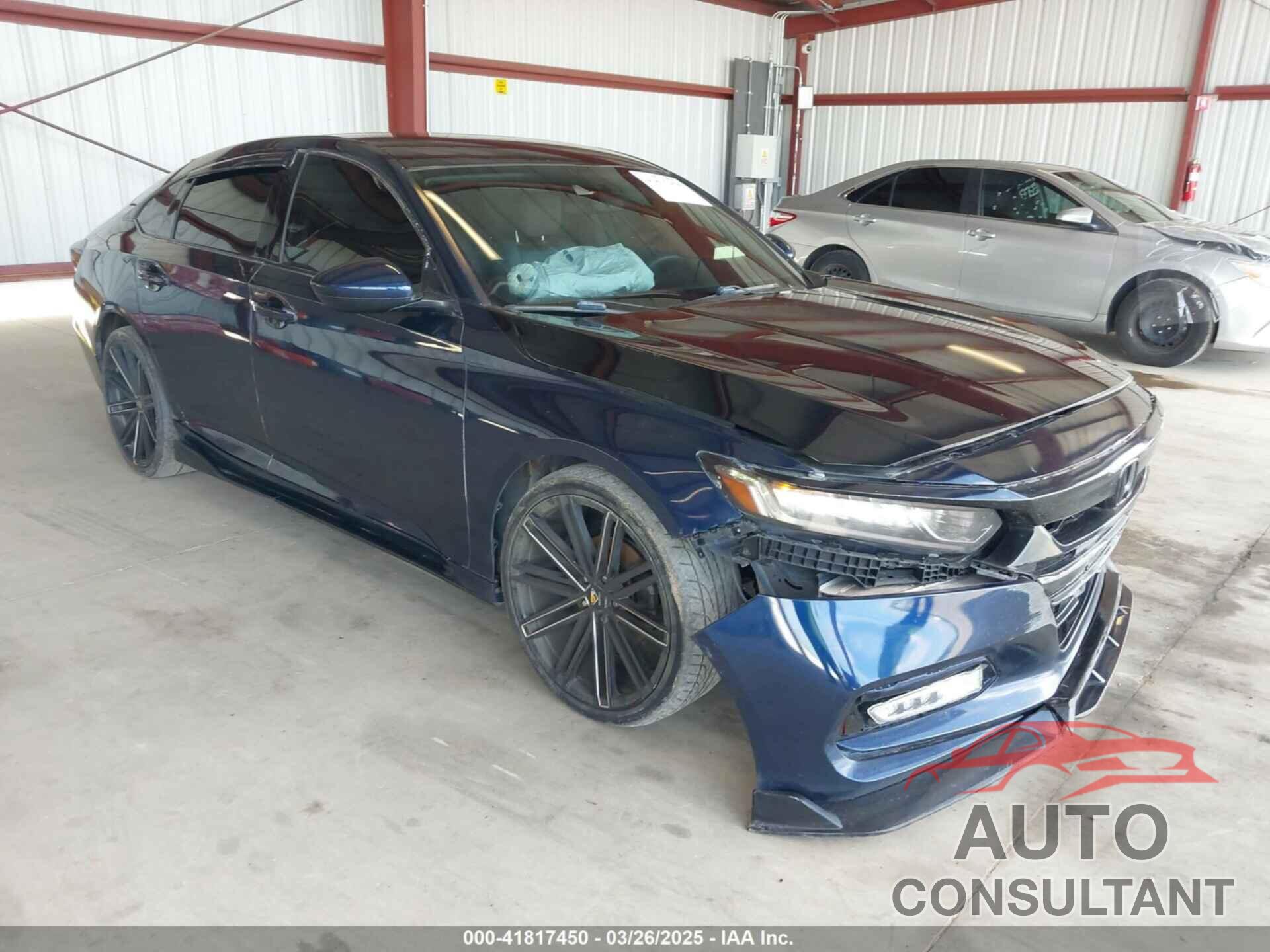 HONDA ACCORD 2018 - 1HGCV1F13JA104418