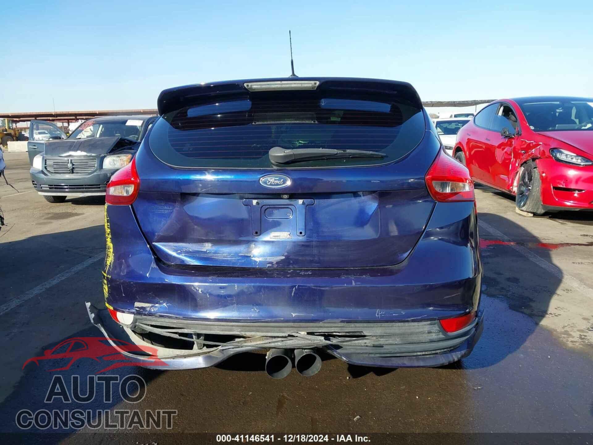 FORD FOCUS ST 2016 - 1FADP3L98GL258564