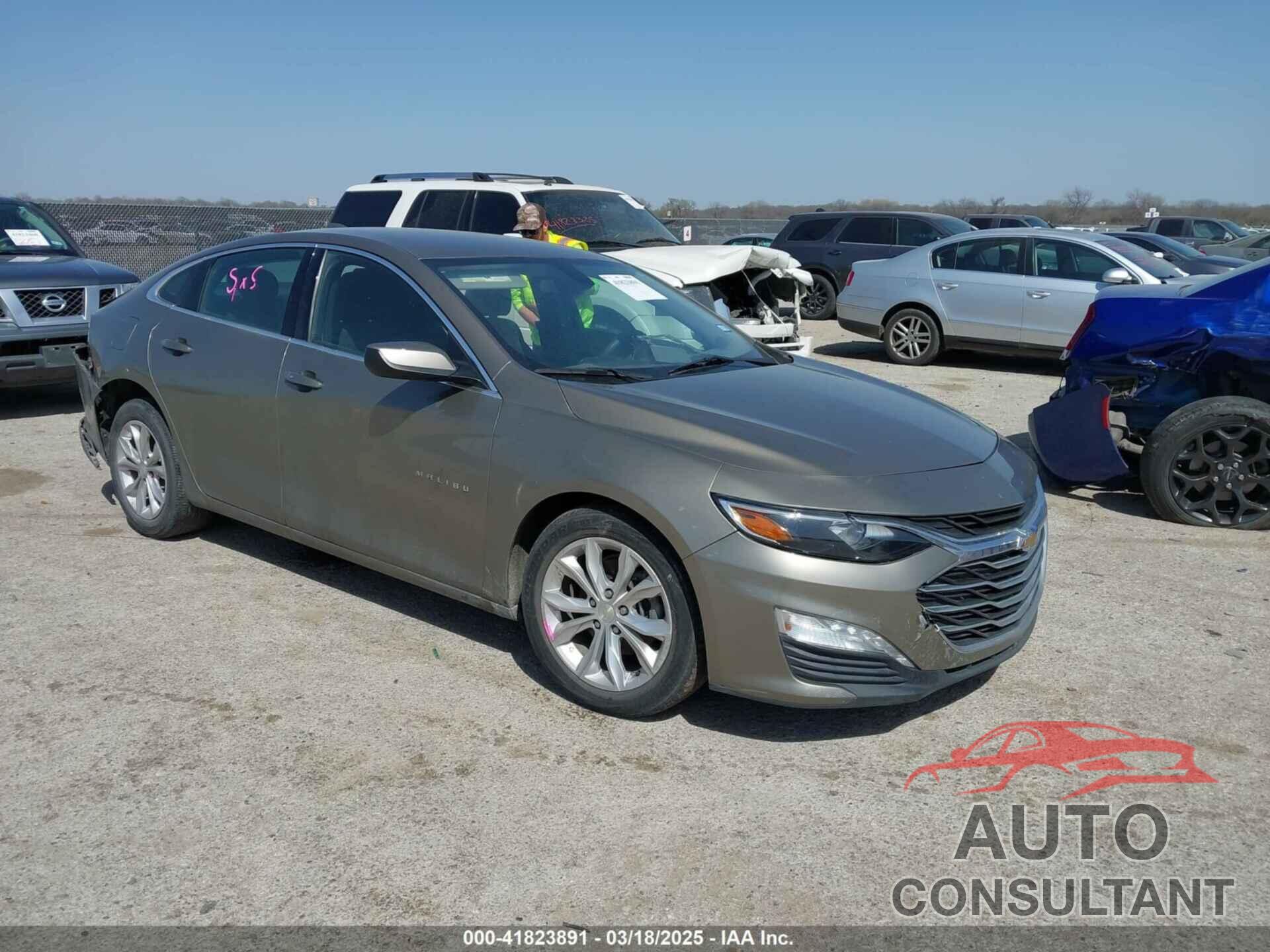 CHEVROLET MALIBU 2020 - 1G1ZD5STXLF093829