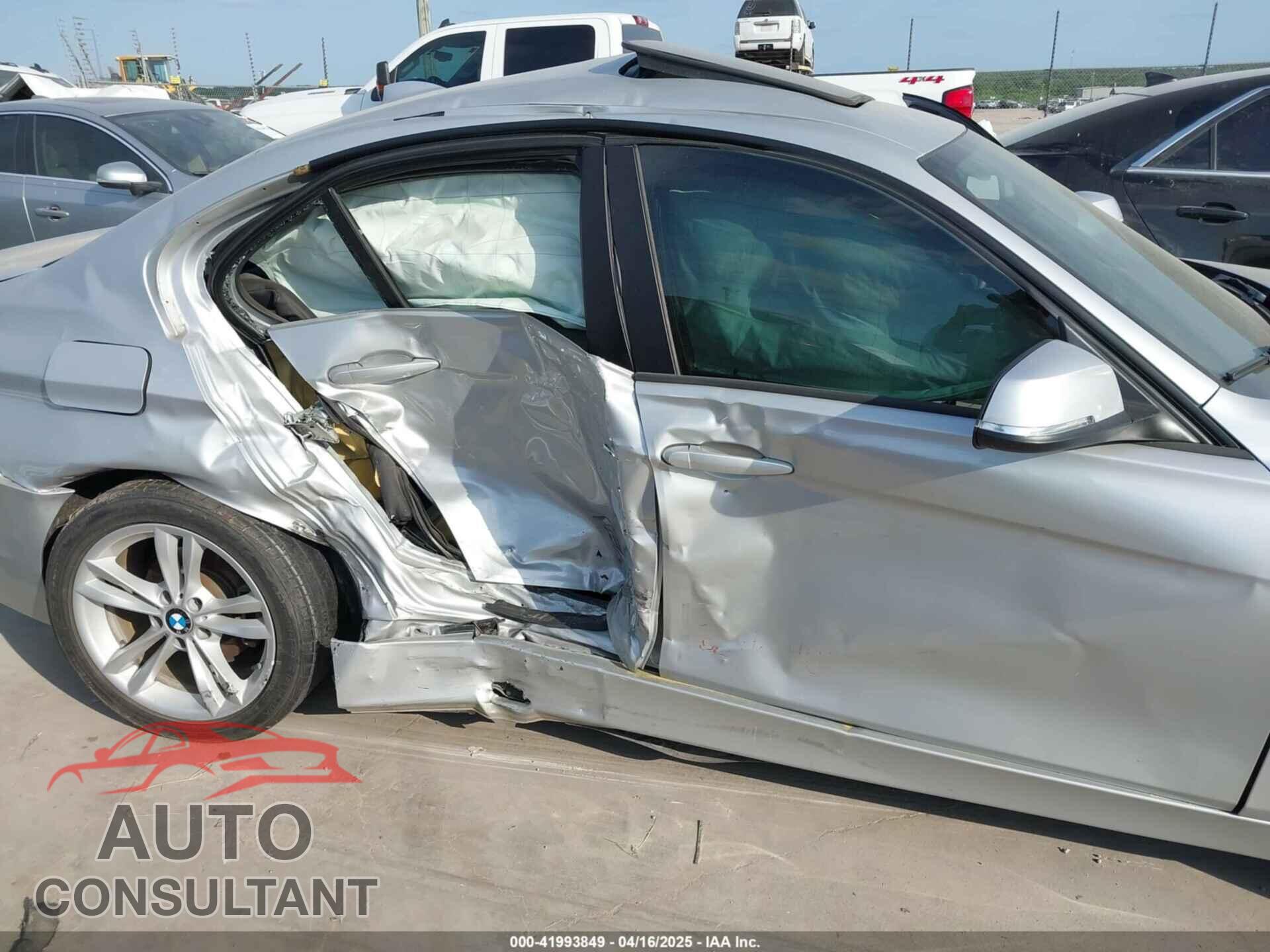 BMW 320I 2016 - WBA8E1G5XGNU10049