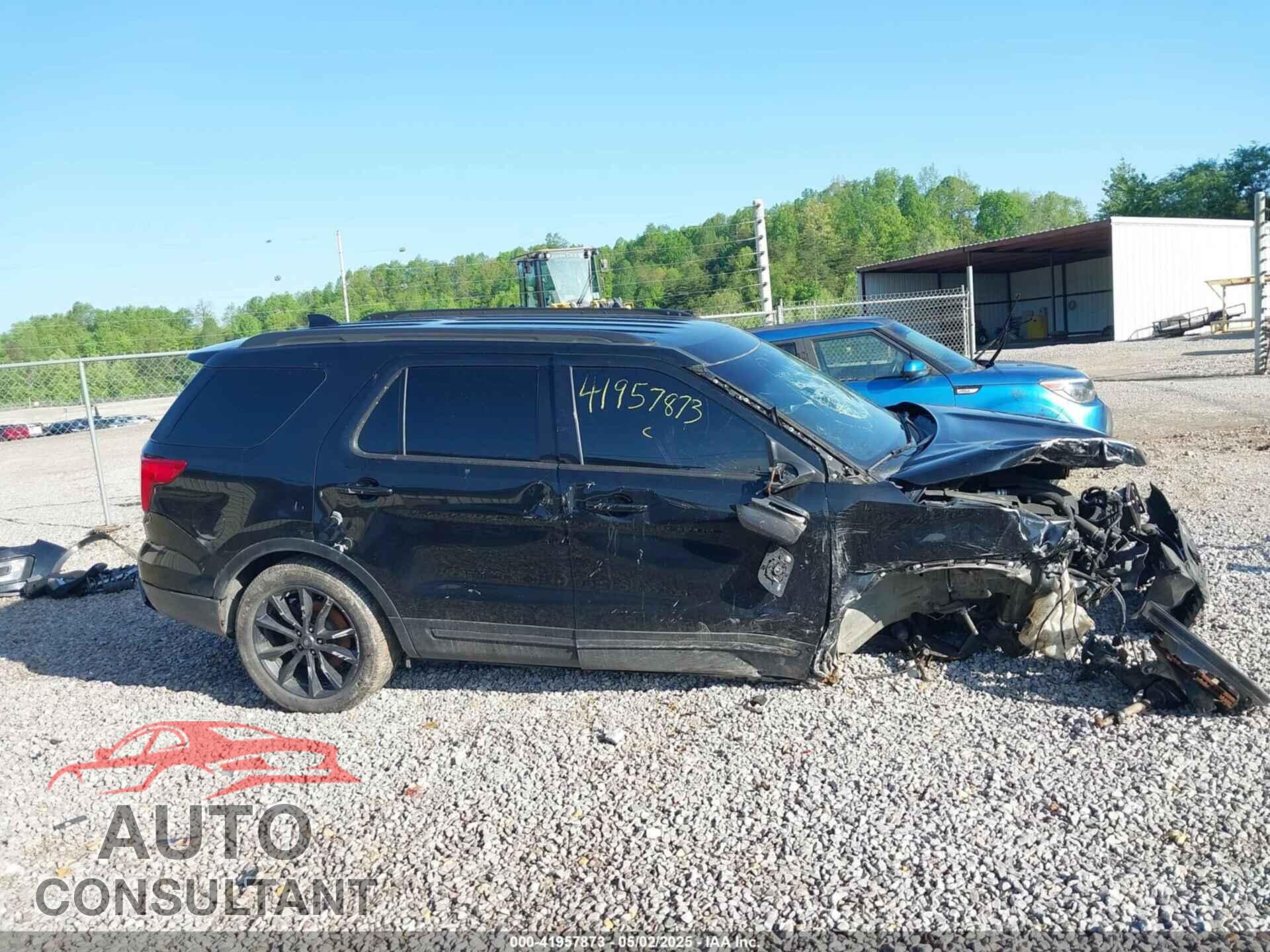 FORD EXPLORER 2017 - 1FM5K8D8XHGA30913