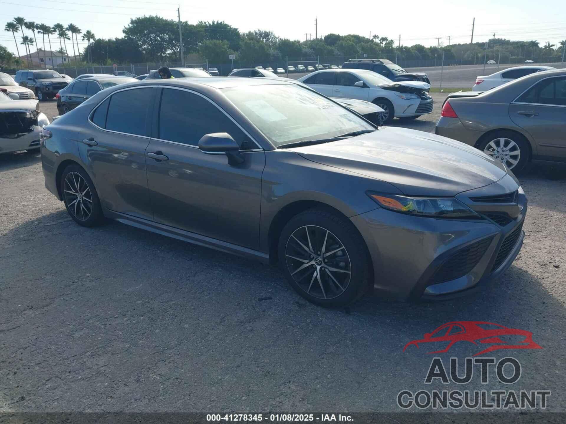TOYOTA CAMRY 2024 - 4T1G11AK6RU861413