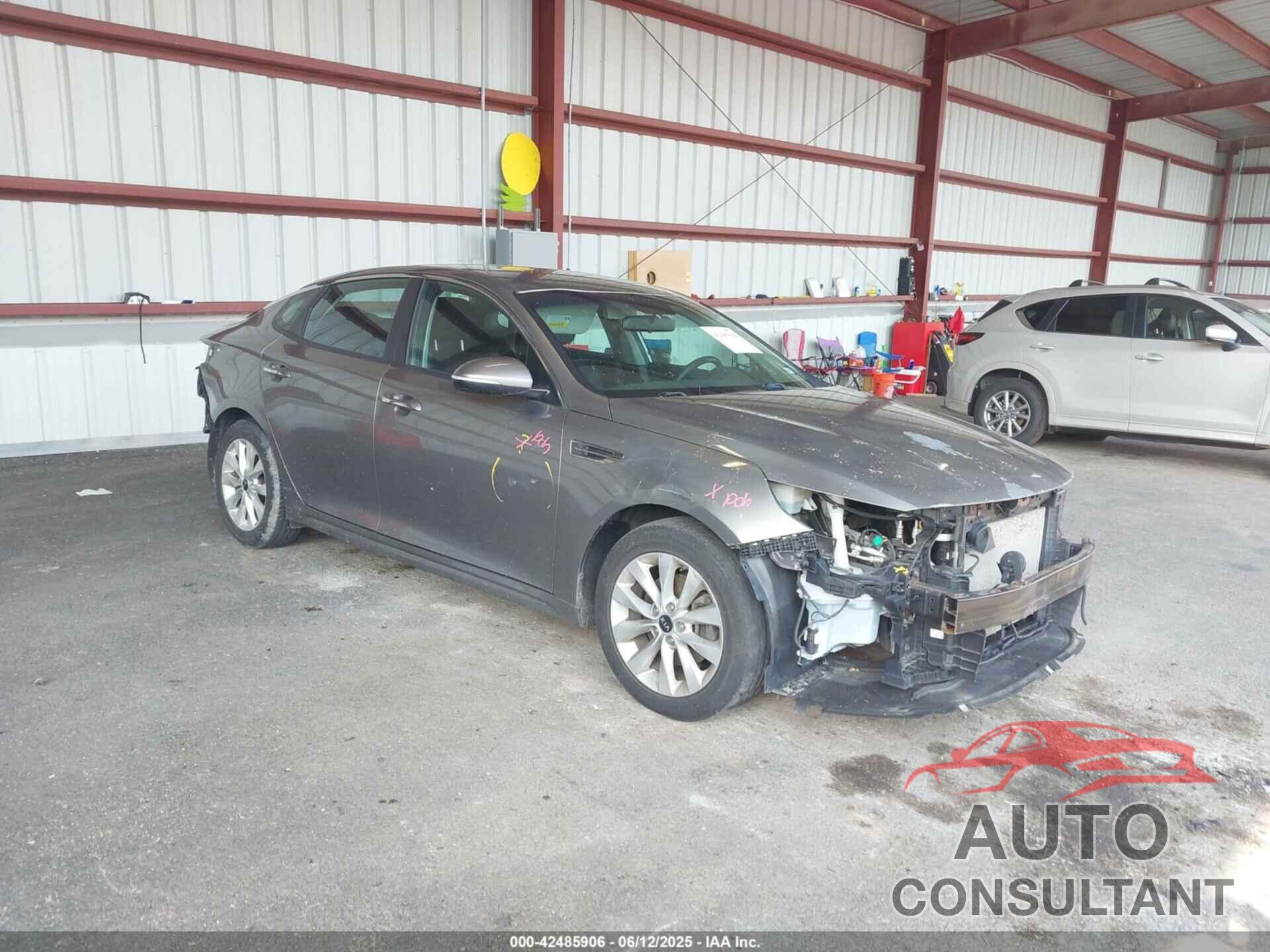 KIA OPTIMA 2017 - 5XXGT4L38HG133201