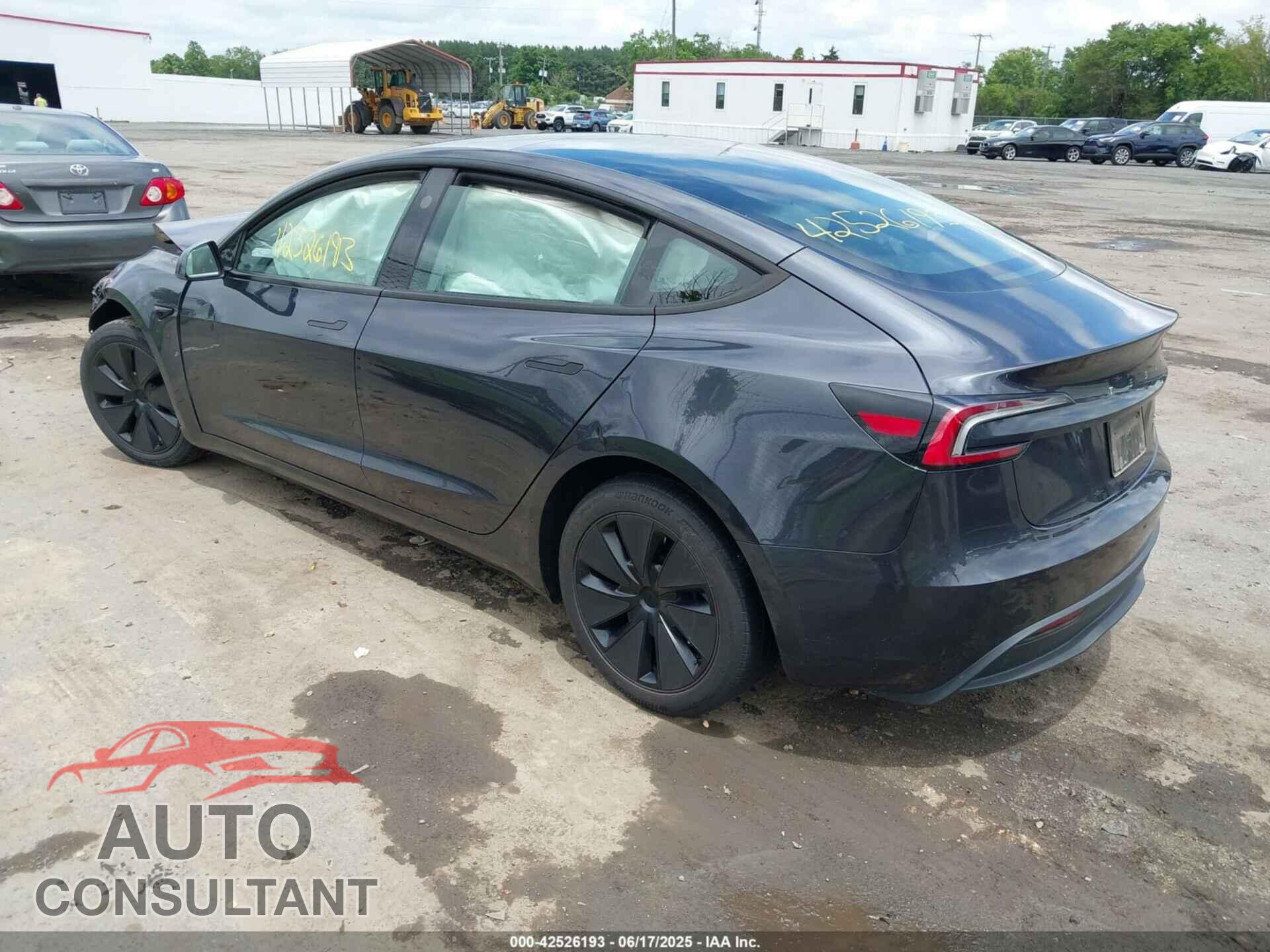 TESLA MODEL 3 2024 - 5YJ3E1EB6RF816935