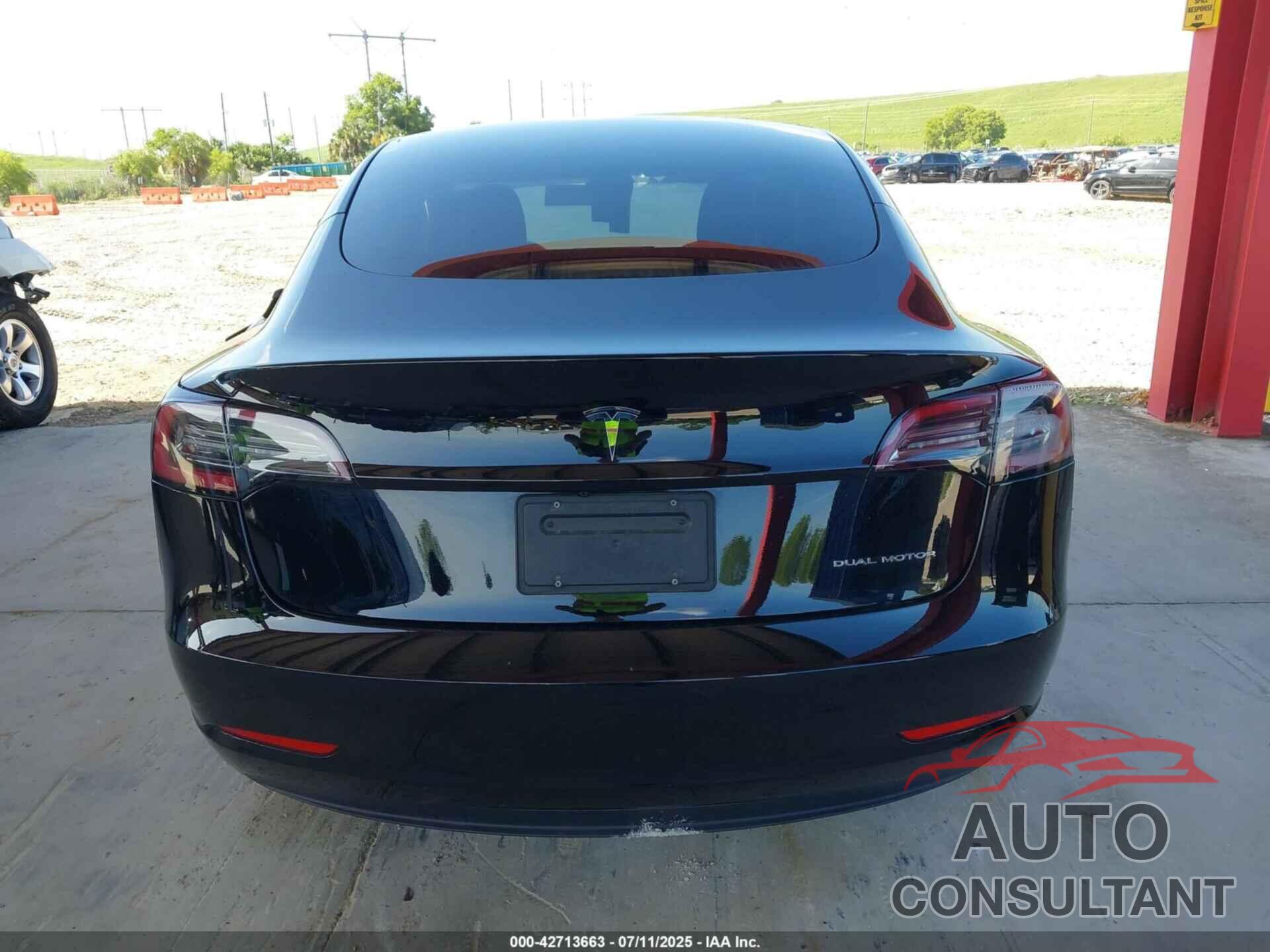 TESLA MODEL 3 2023 - 5YJ3E1EBXPF392849