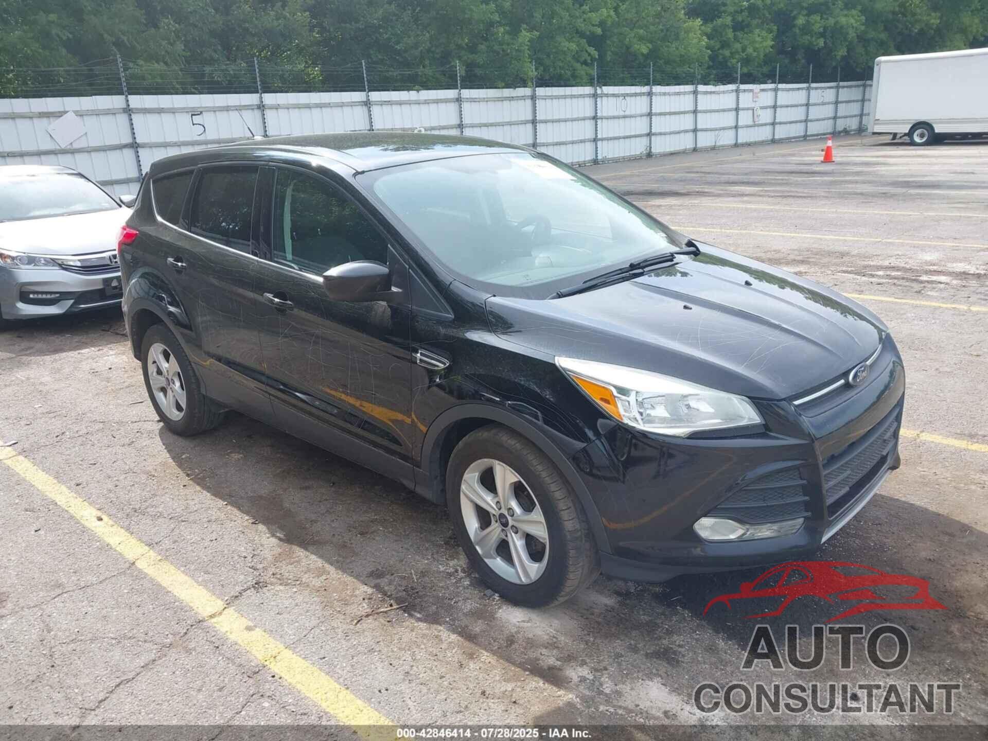 FORD ESCAPE 2016 - 1FMCU0GX5GUB75749