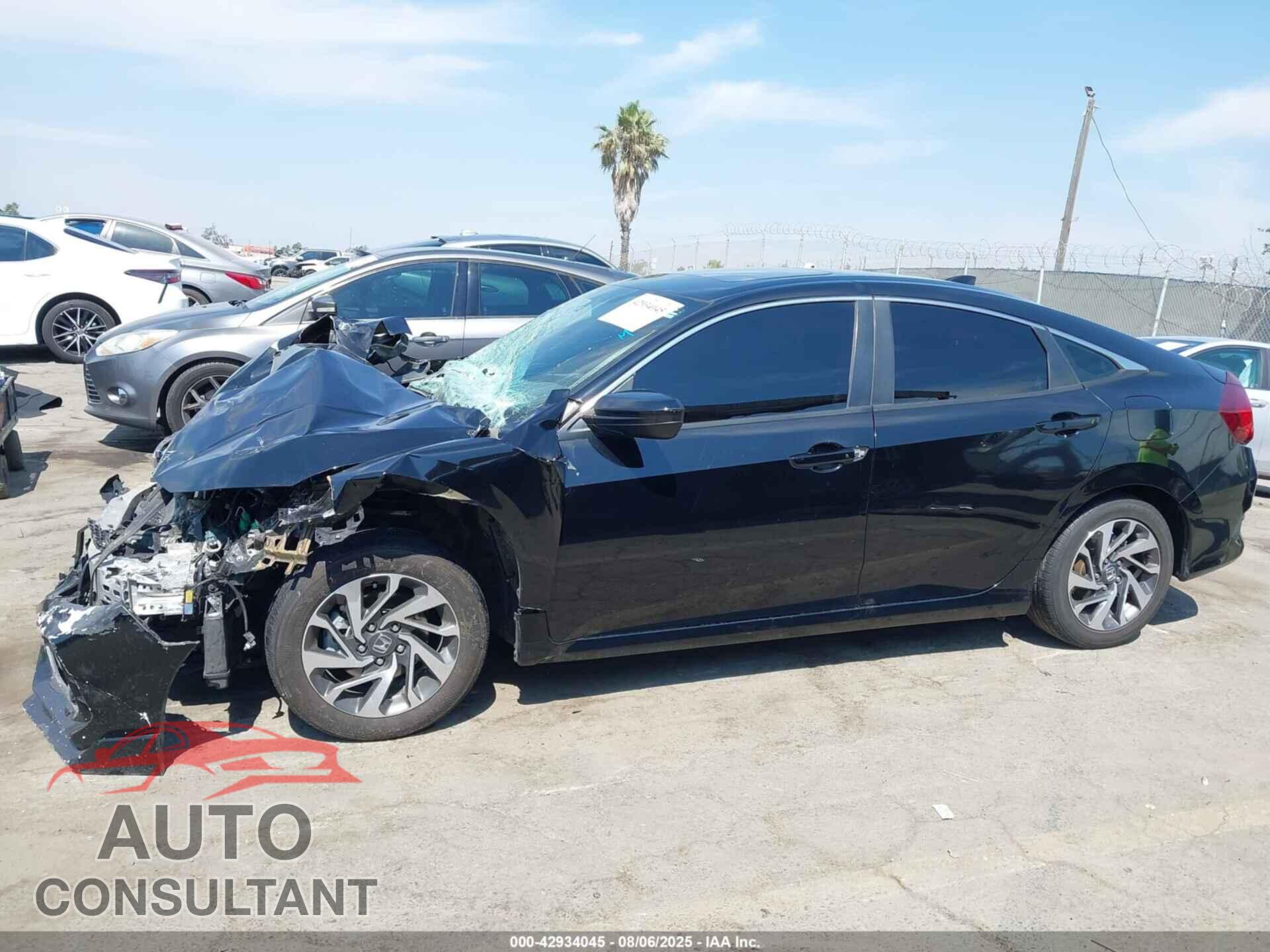 HONDA CIVIC 2017 - 2HGFC2F73HH514841