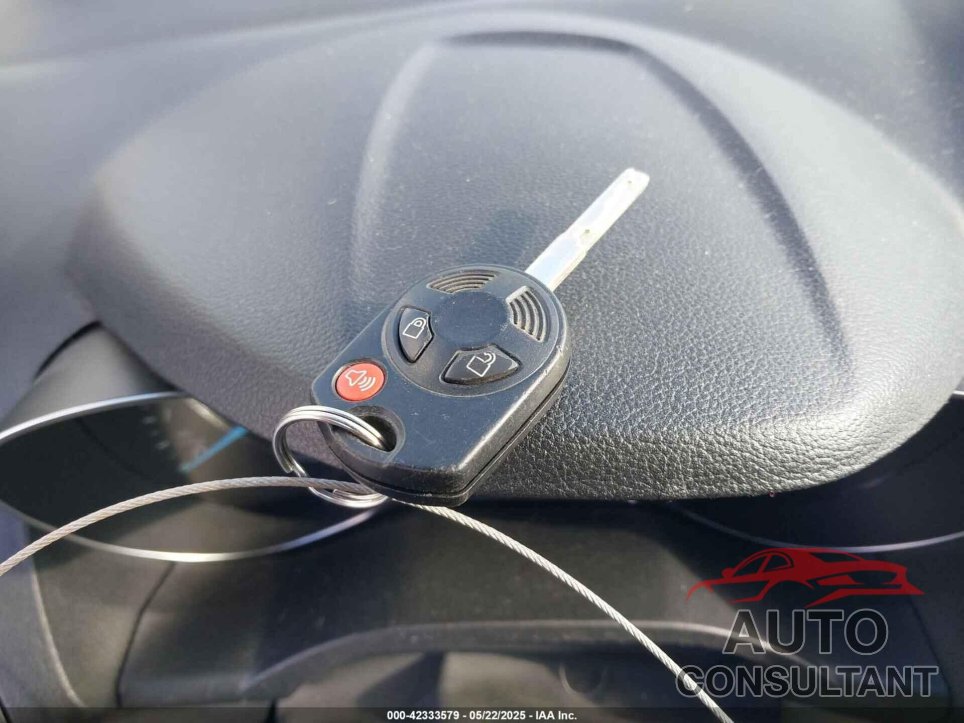 FORD ESCAPE 2015 - 1FMCU9GX8FUB61637