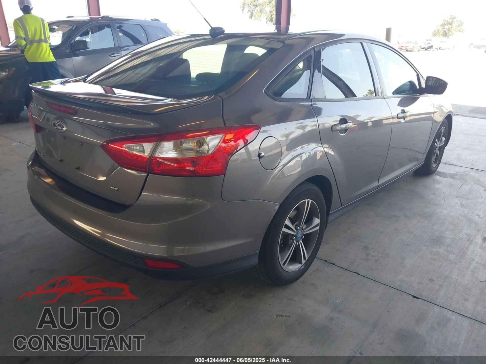FORD FOCUS 2012 - 1FAHP3F20CL237556