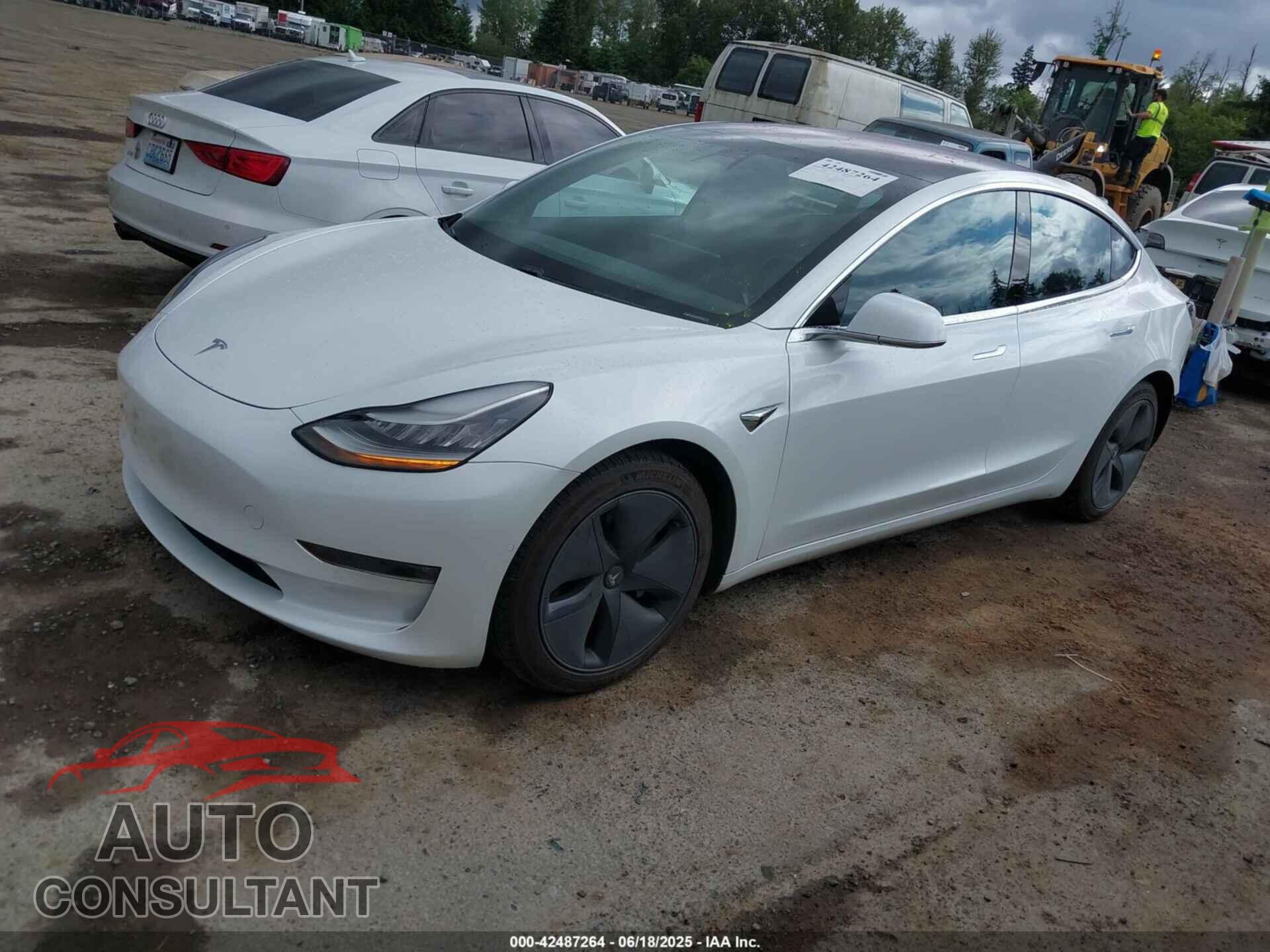 TESLA MODEL 3 2018 - 5YJ3E1EB8JF131405