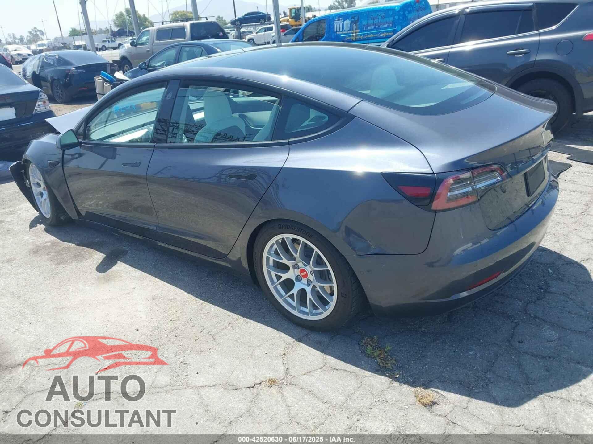 TESLA MODEL 3 2021 - 5YJ3E1EA8MF928717