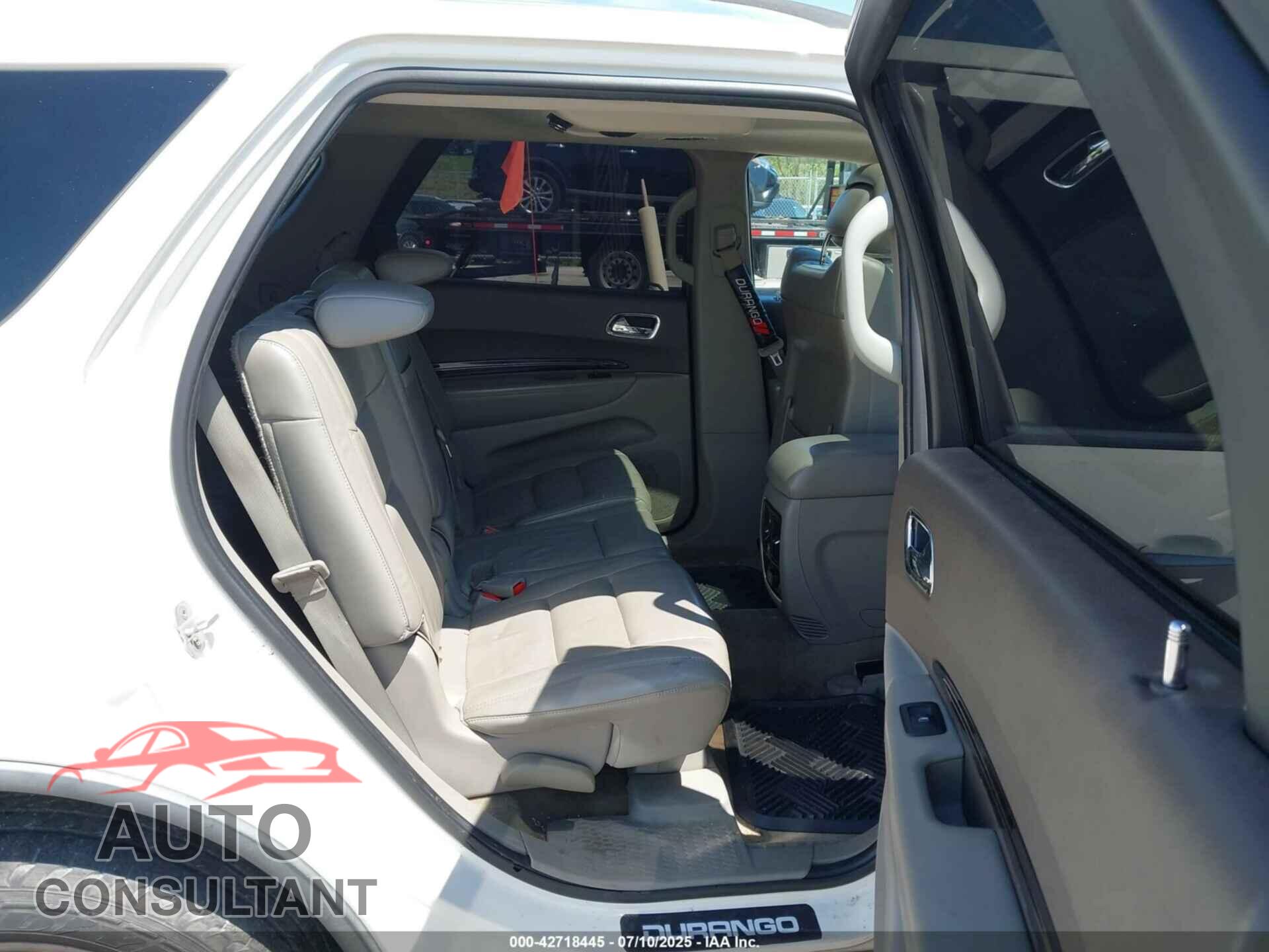 DODGE DURANGO 2011 - 1D4SD4GT2BC638064